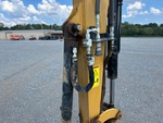 Hydraulics with Auxiliary Hydraulic Plumbing