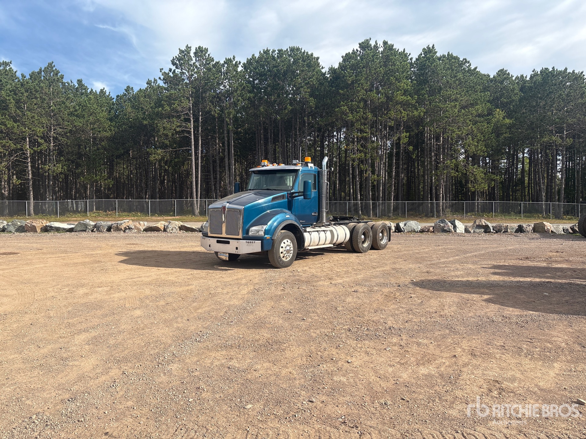 2017 Kenworth T880