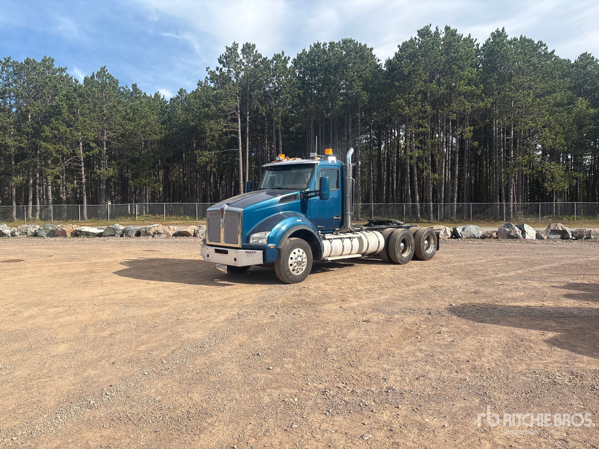 2017 Kenworth T880