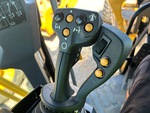 Control Station with Auxiliary Hydraulic Control