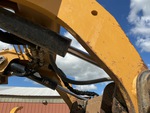 Hydraulics with Bucket Tilt Cylinders