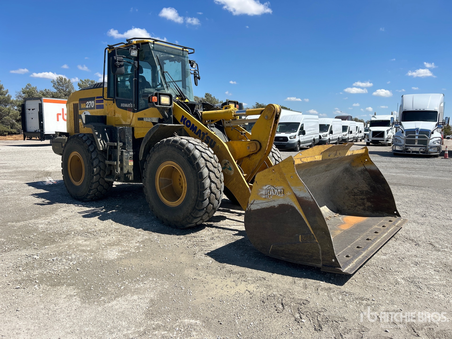 2024 Komatsu WA270-8