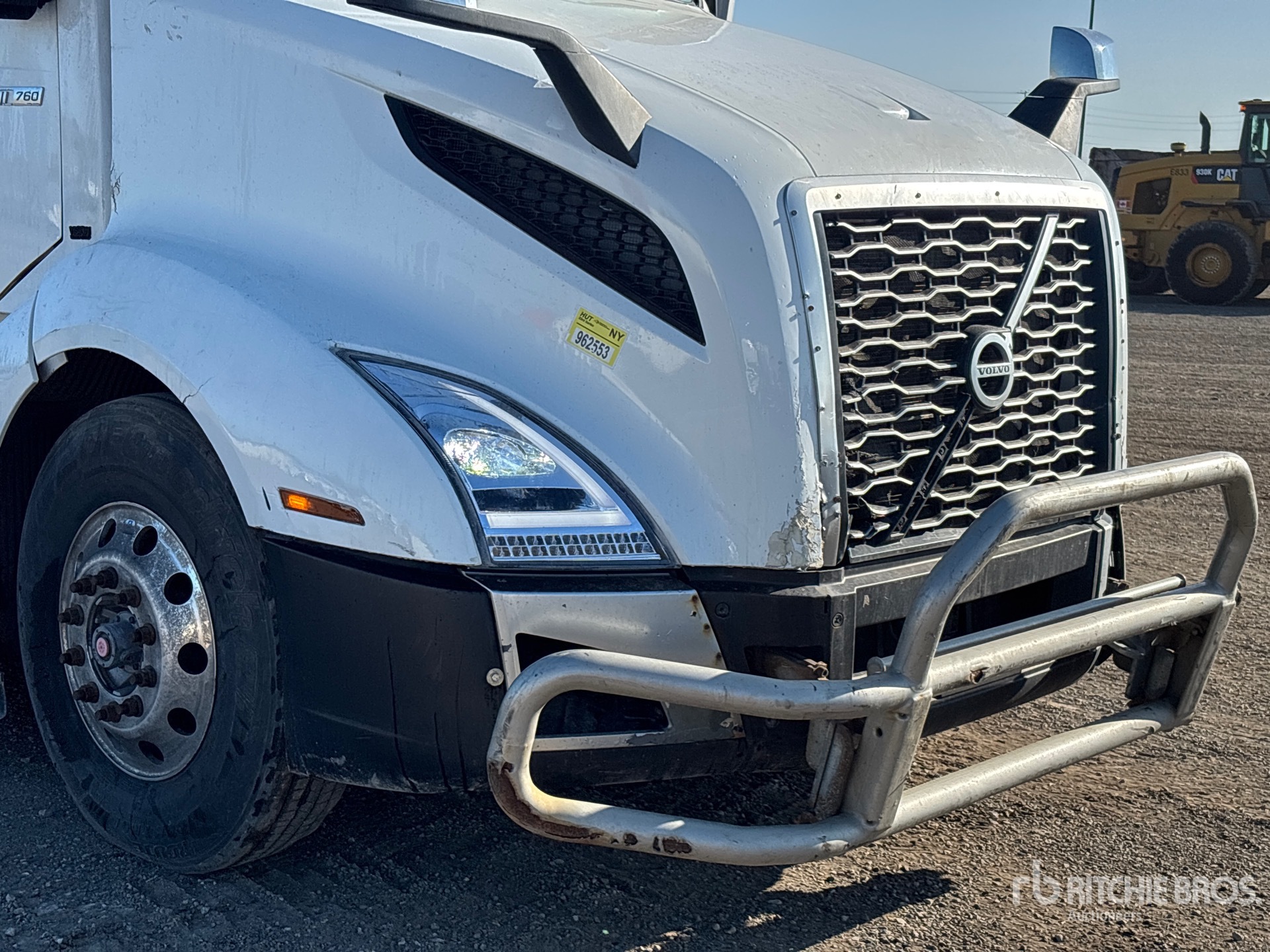 2019 Volvo VNL760