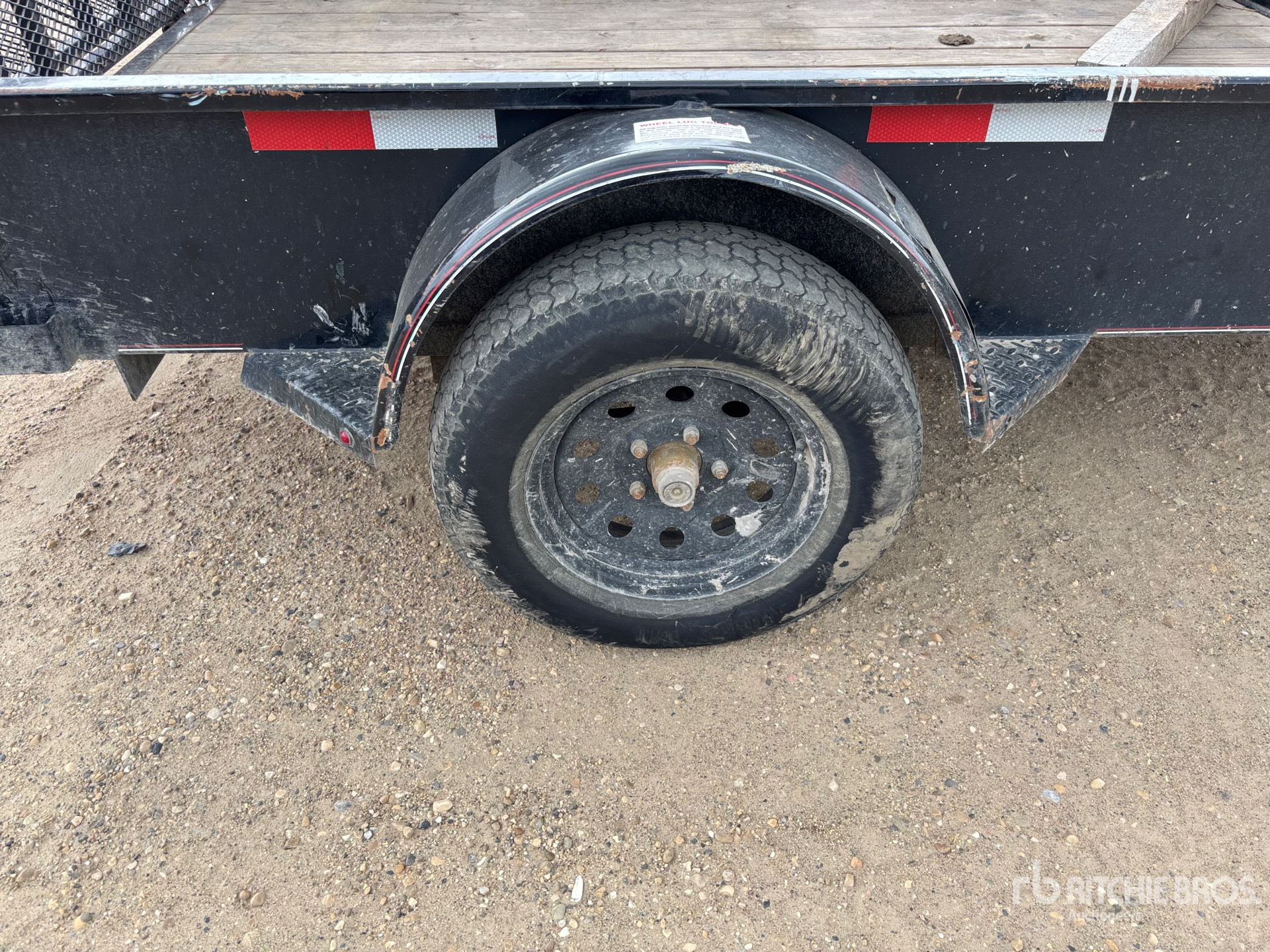 2014 Road Clipper 10 ft S/A