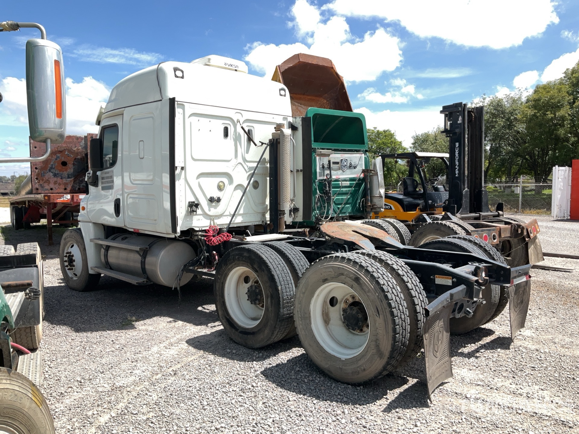 2020 Freightliner CASCADIA 125