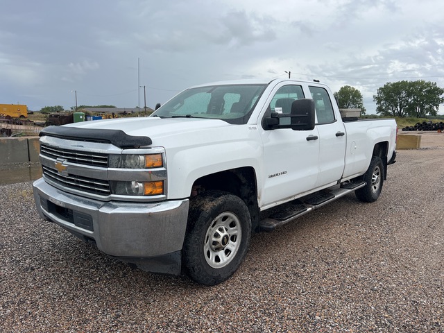 2016 Chevrolet Silverado 3500HD 4x4 Dual Cab Pickup