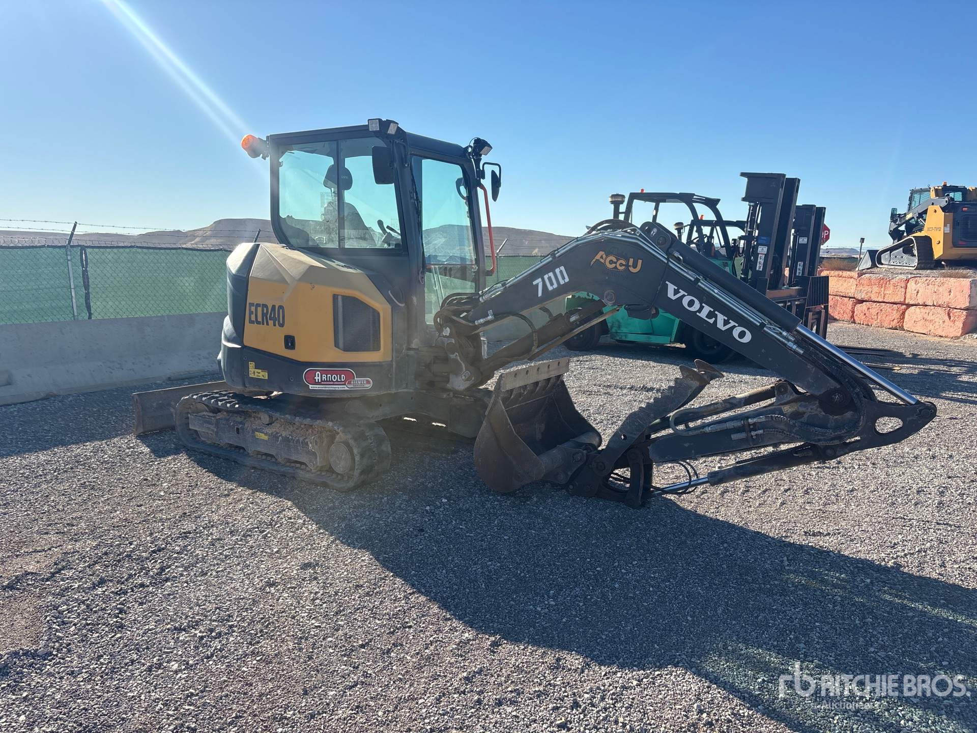 2022 Volvo ECR40F