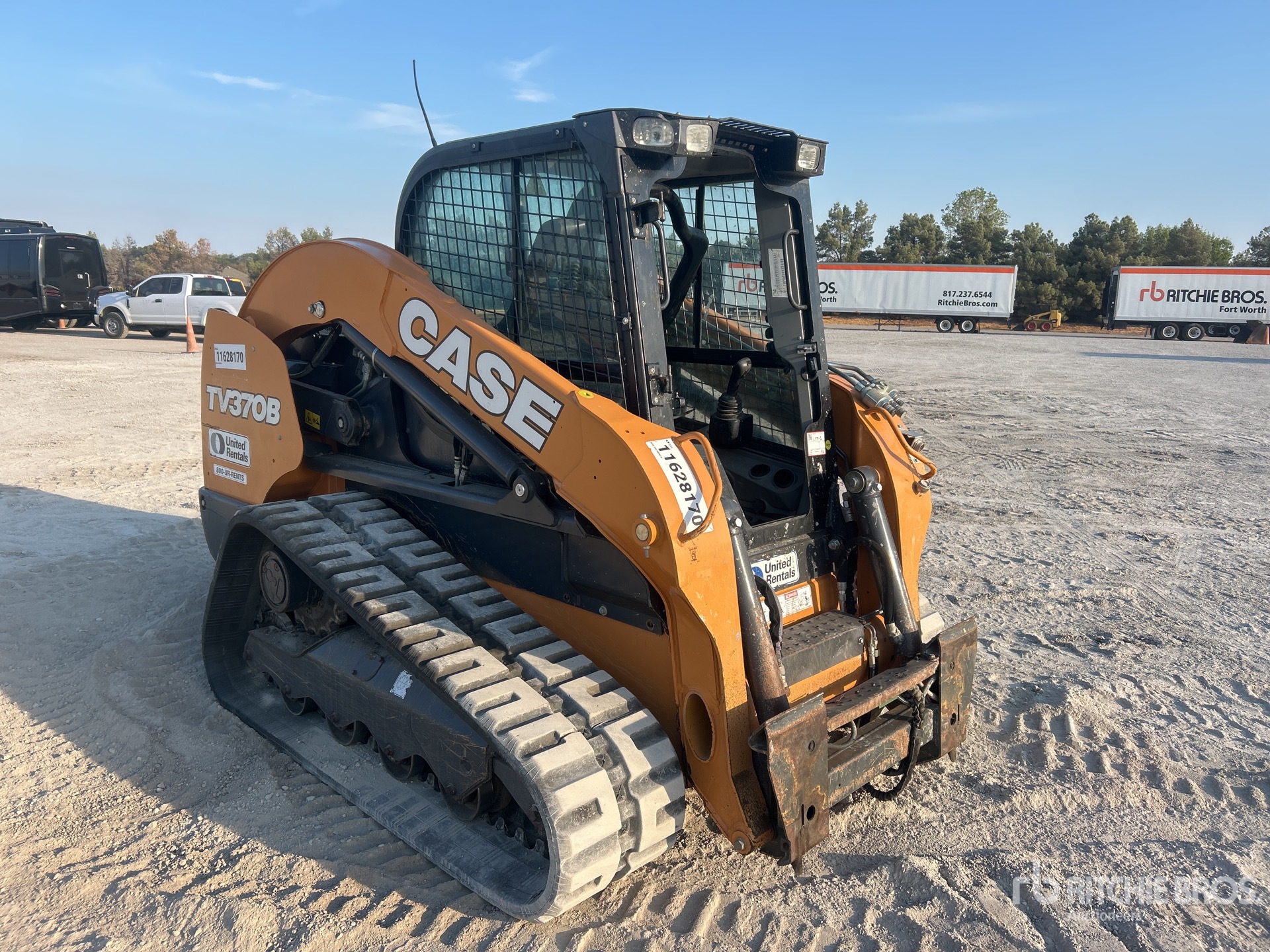 2022 Case TV370B