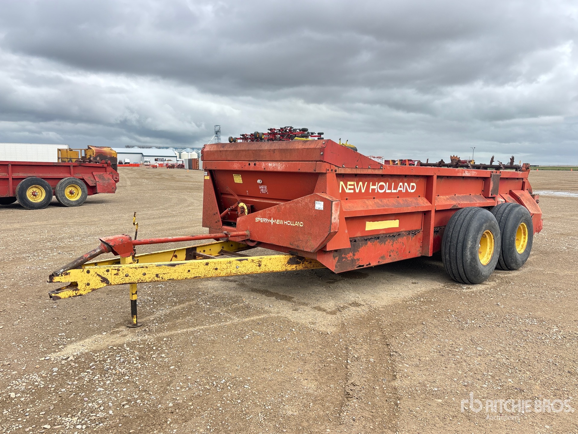  New Holland 795