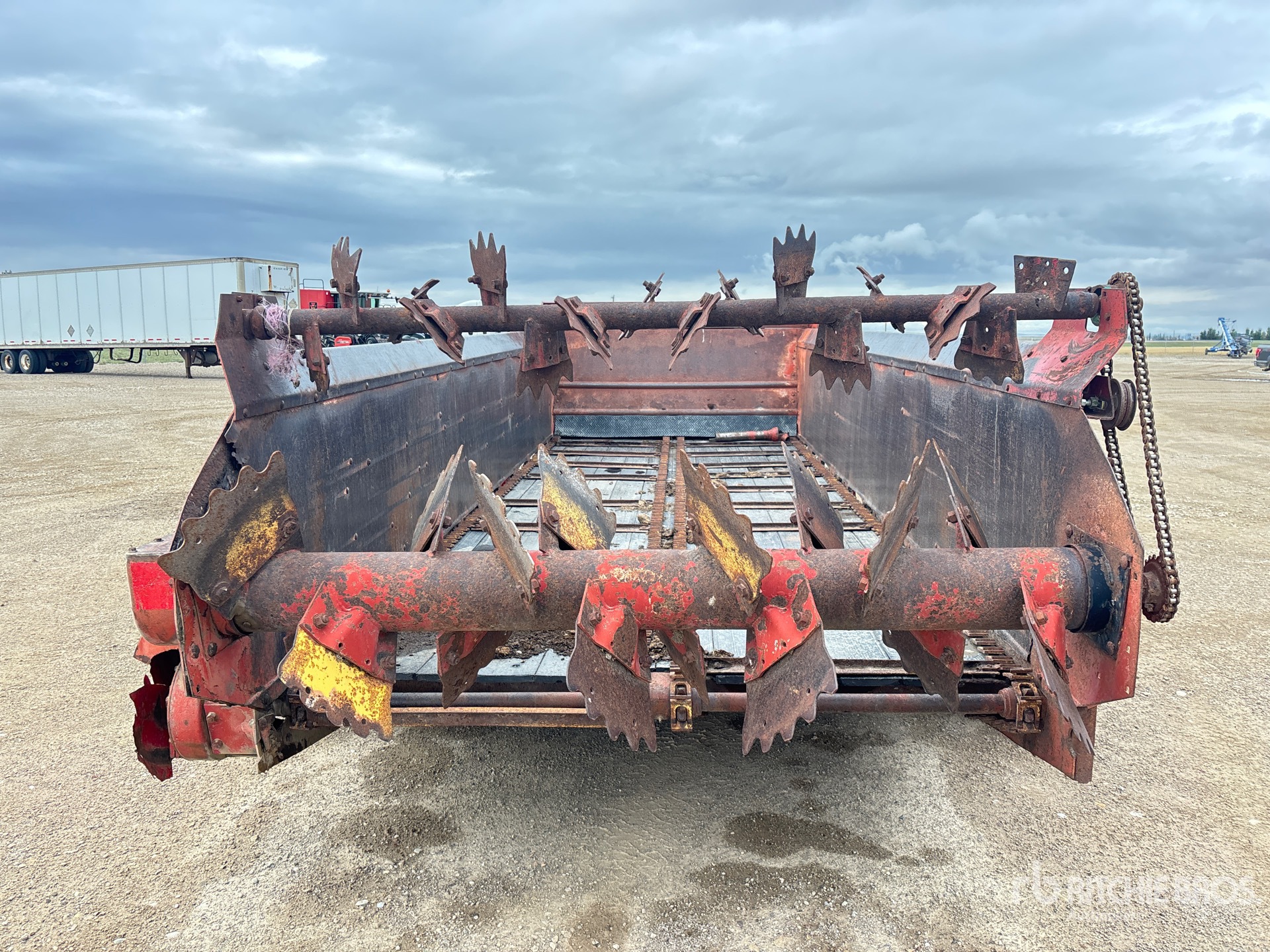 New Holland 795