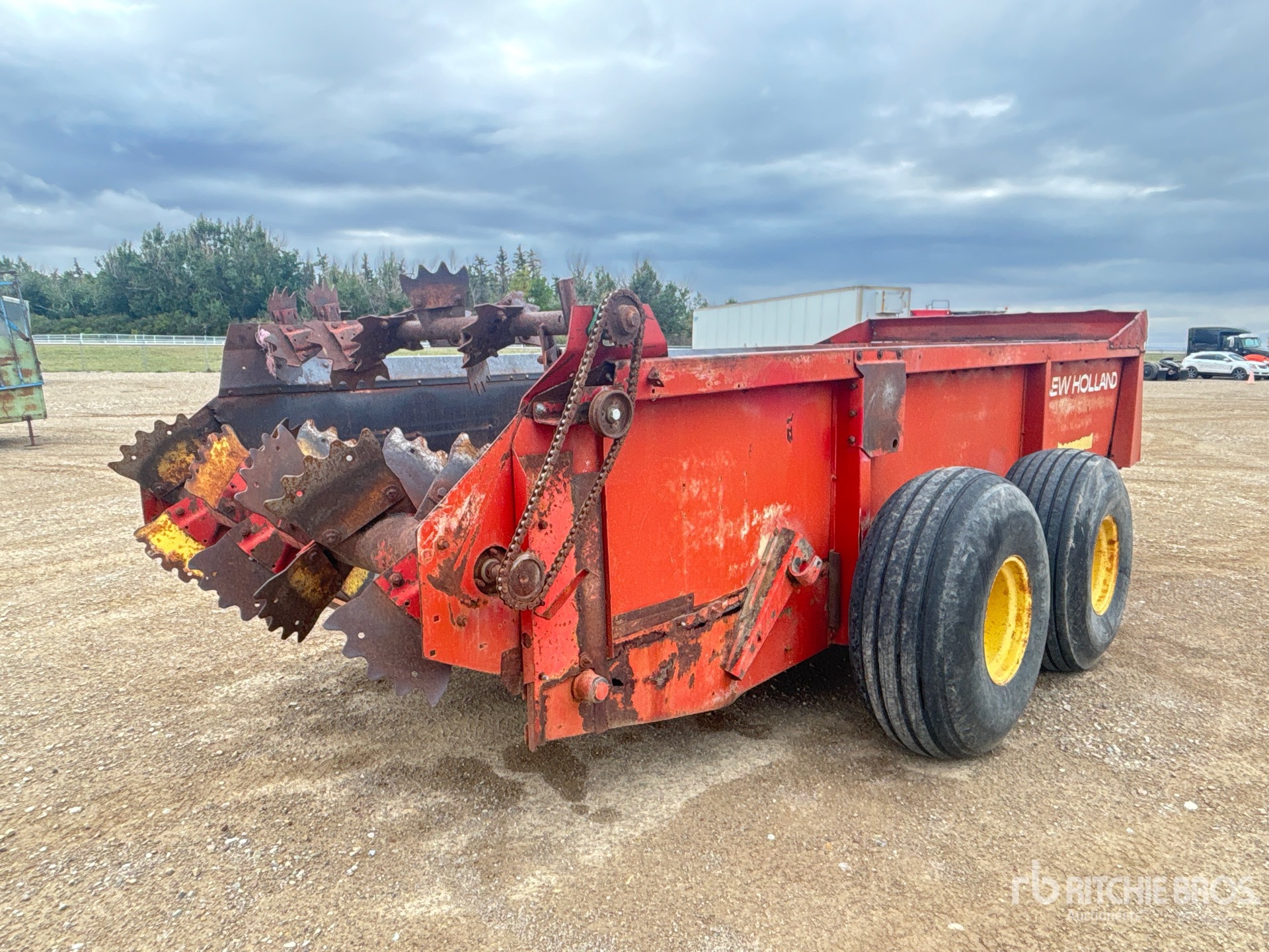 New Holland 795