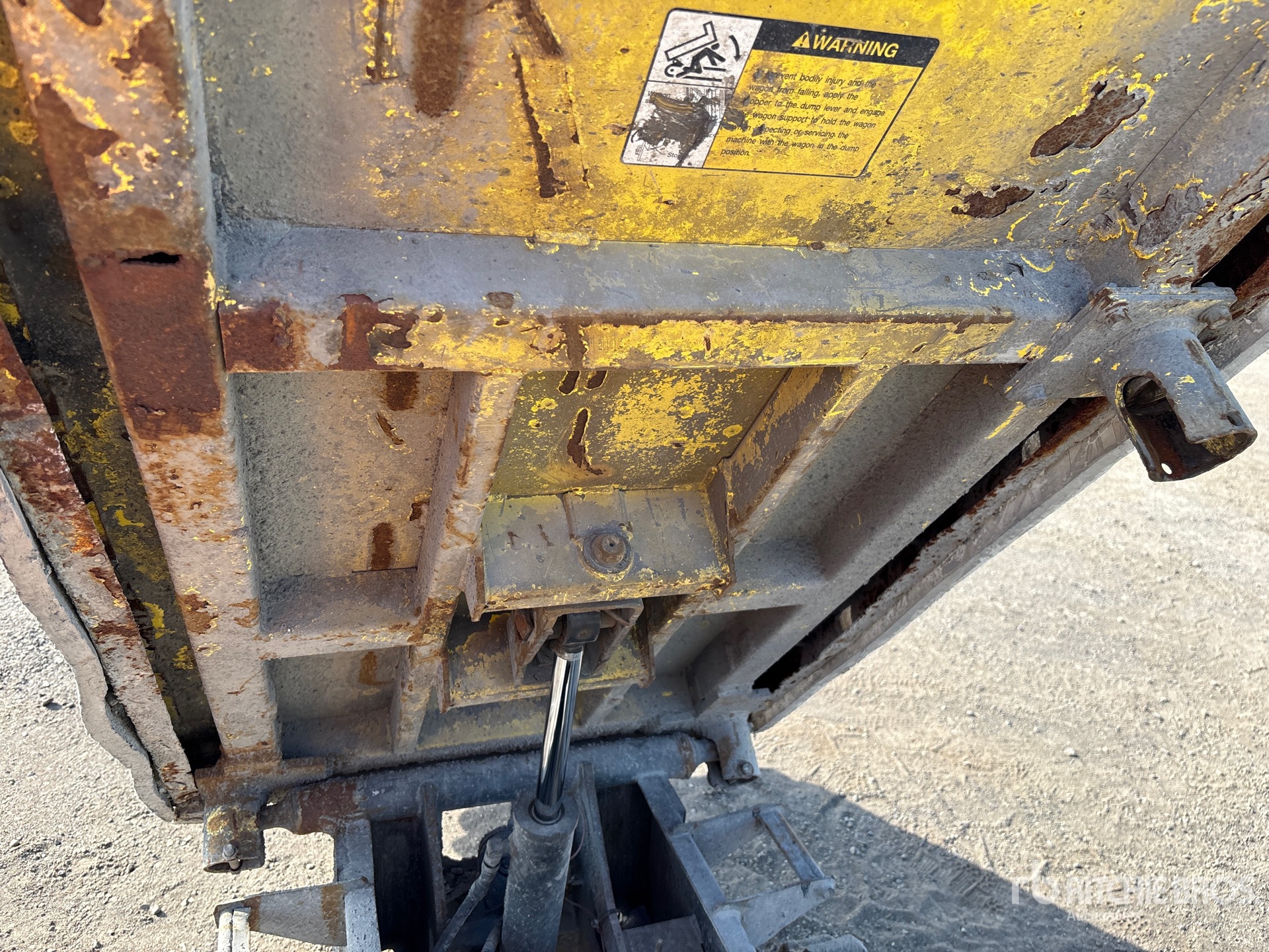 2009 Yanmar C12R