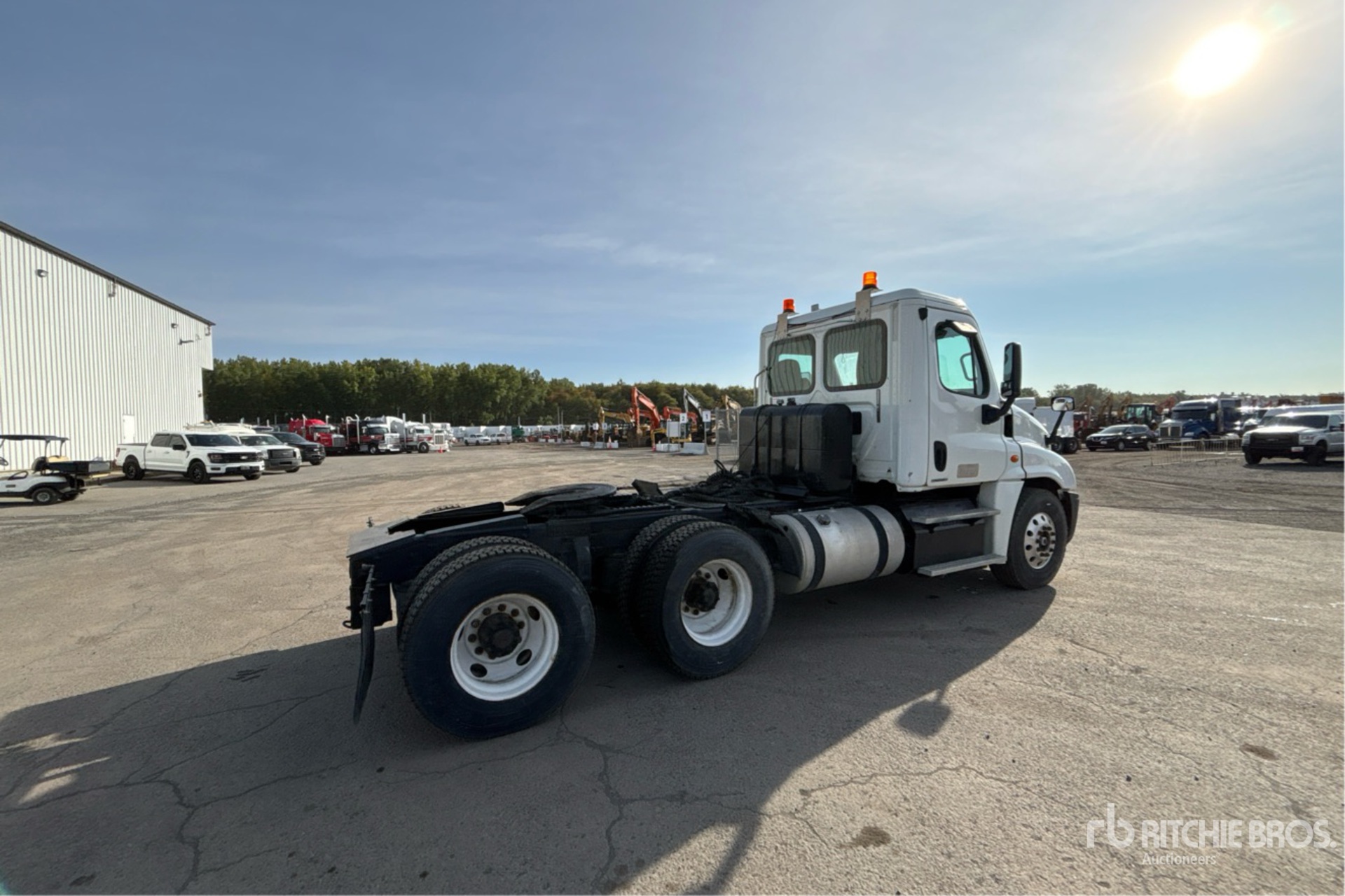 2012 Freightliner CASCADIA 125