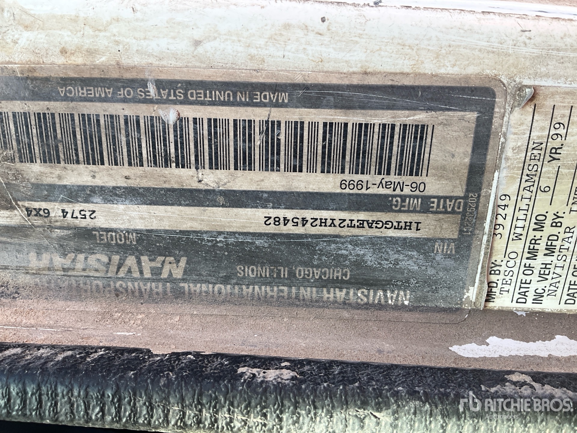 2000 International 2574