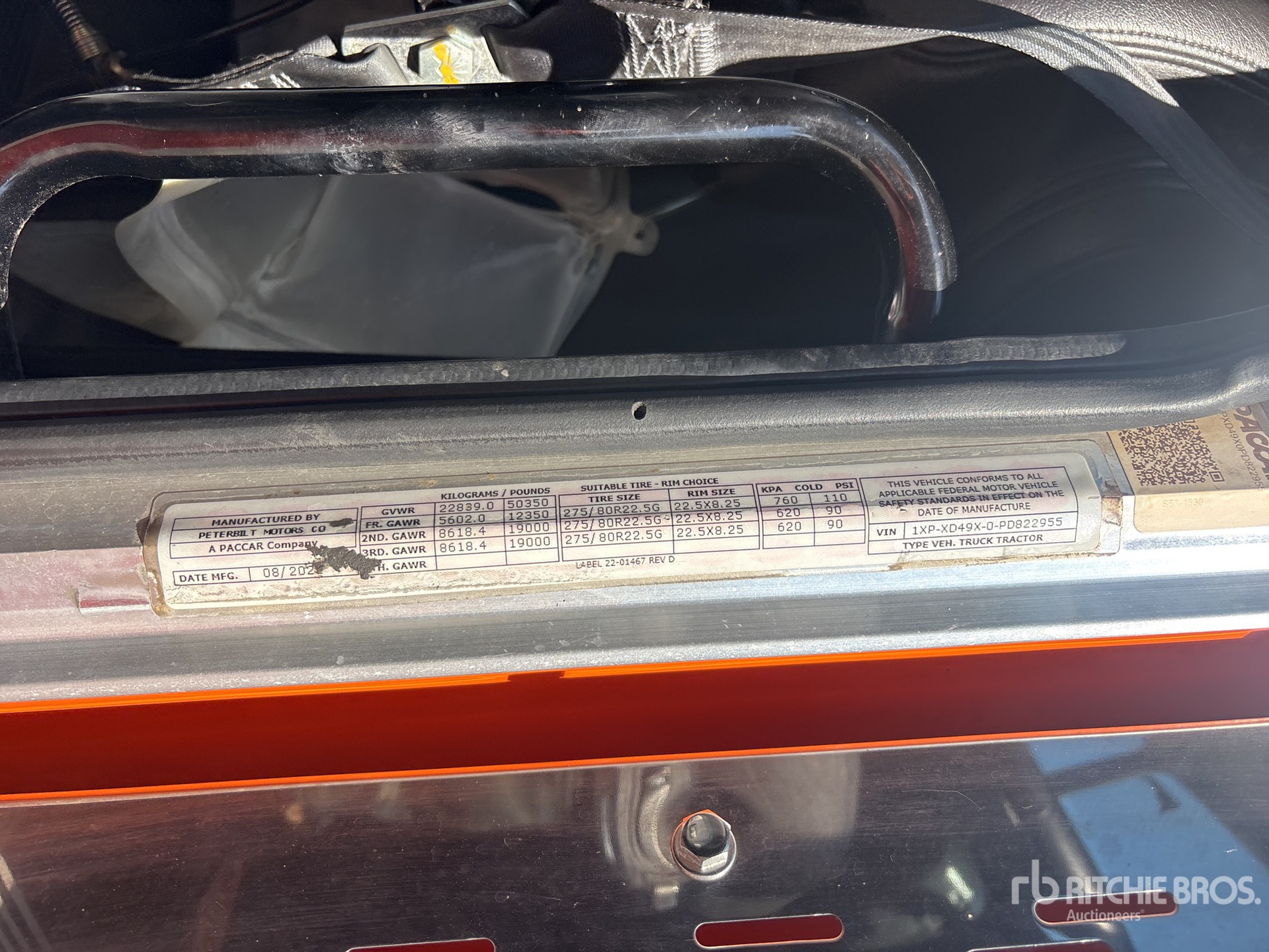 2023 Peterbilt 389