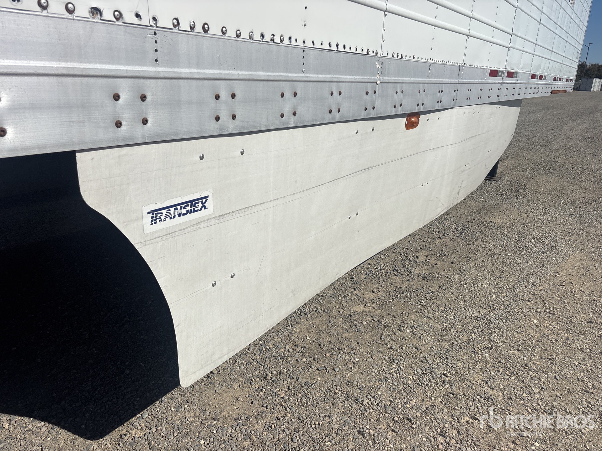 2022 Wabash 53 ft x 102 in T/A