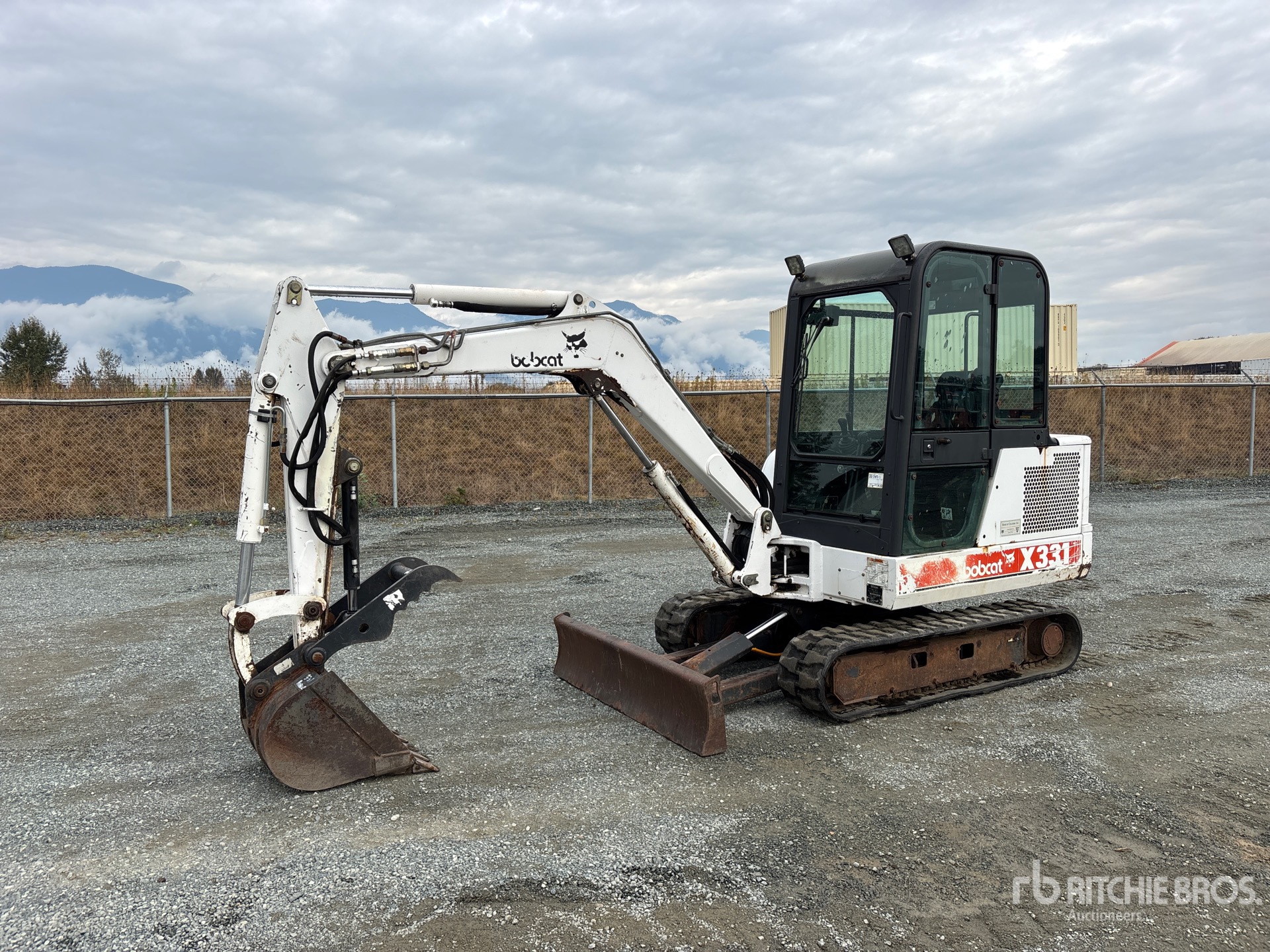 Photo of 1997 Bobcat 331