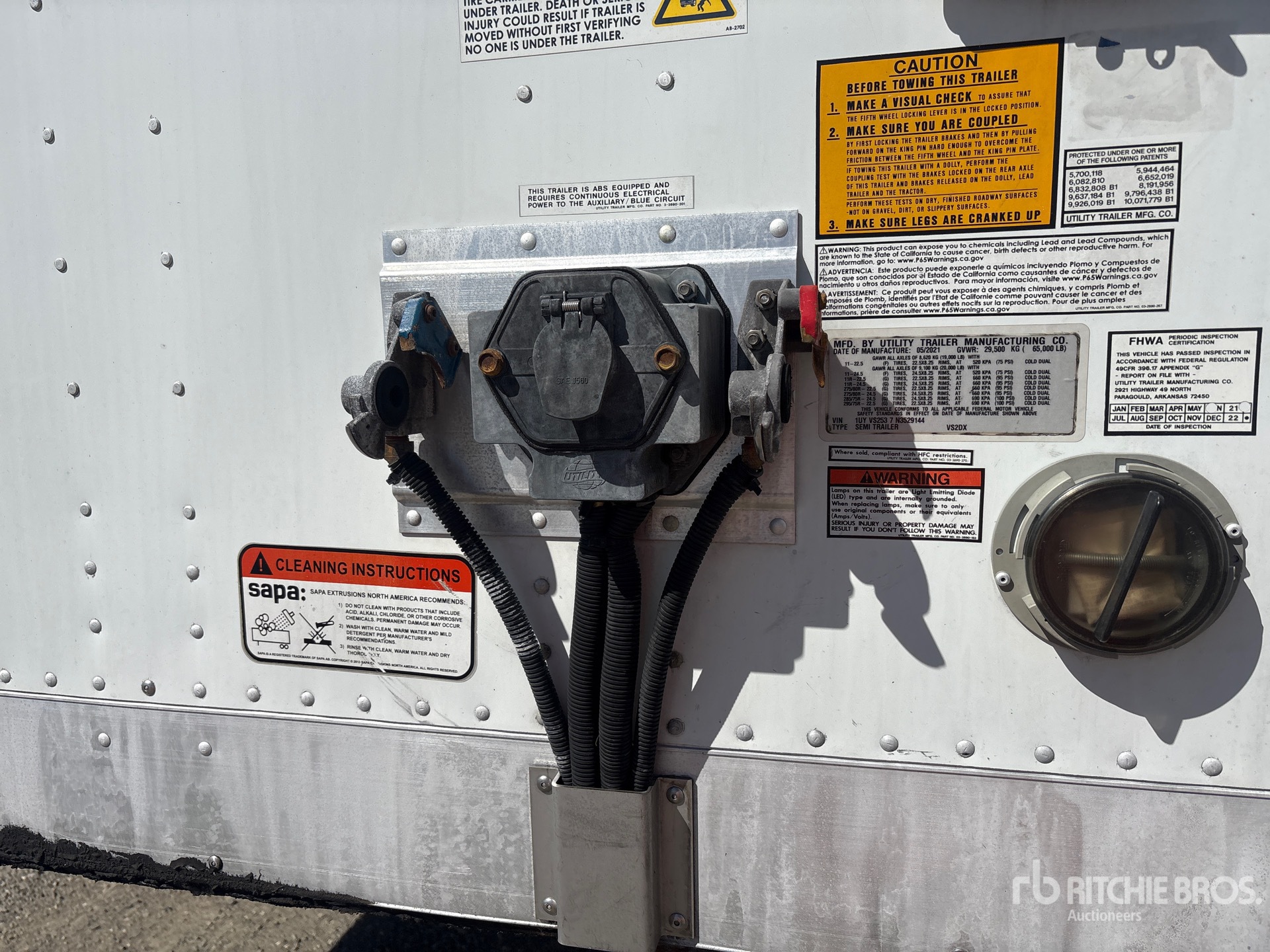 2022 Utility 53 FT T/A