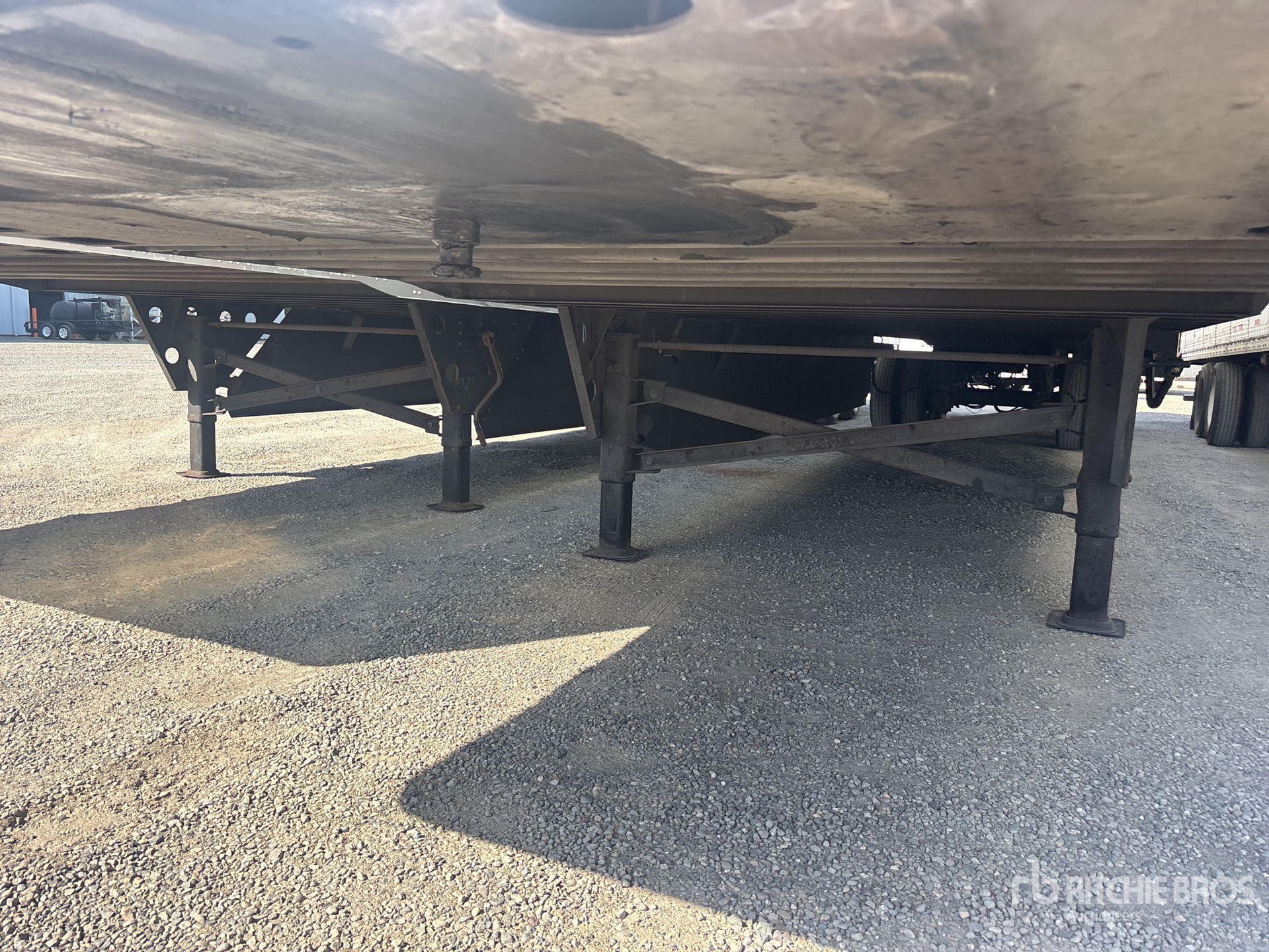 2022 Utility 53 FT X 96 IN T/A