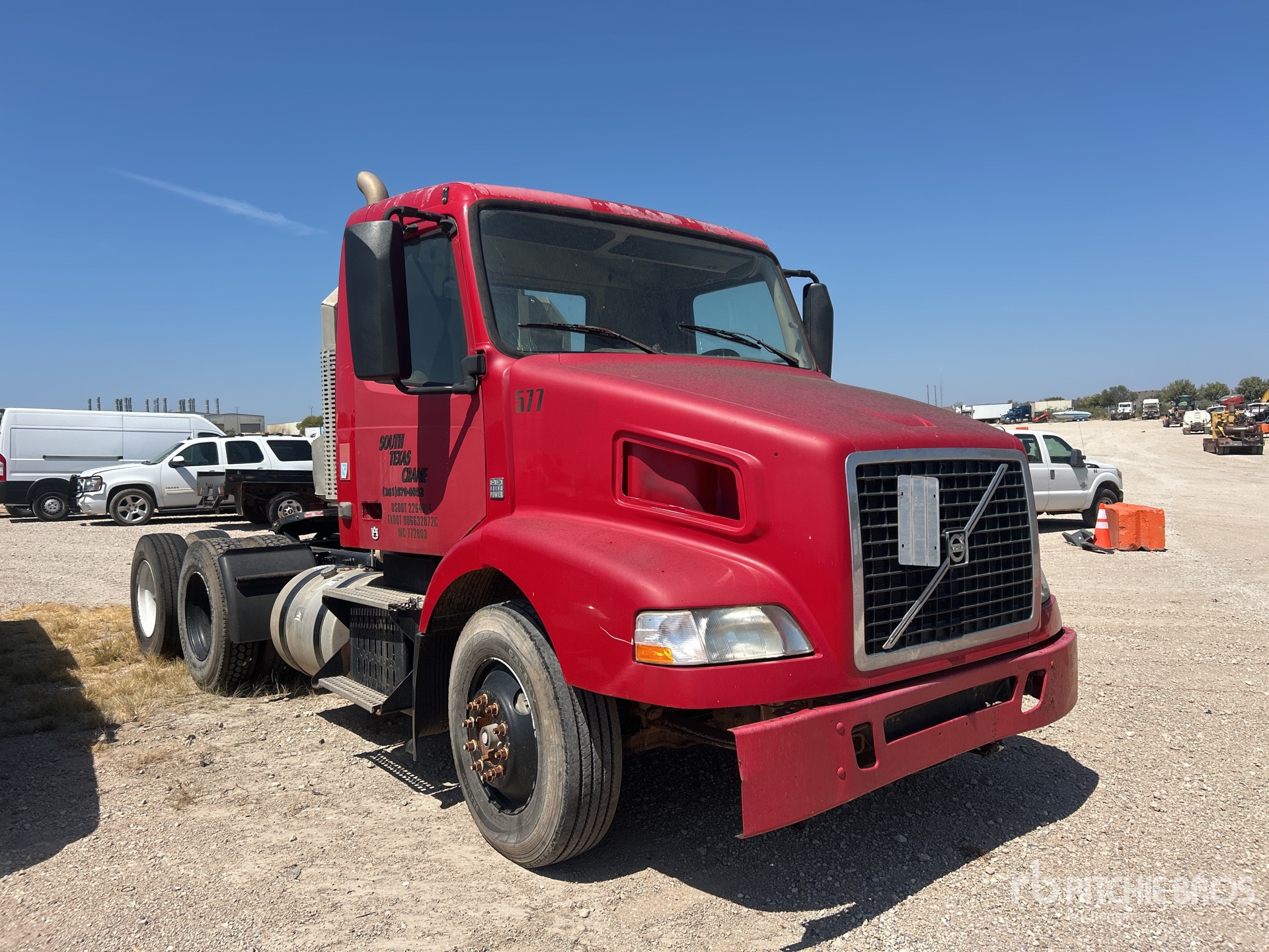 2013 Volvo VNM
