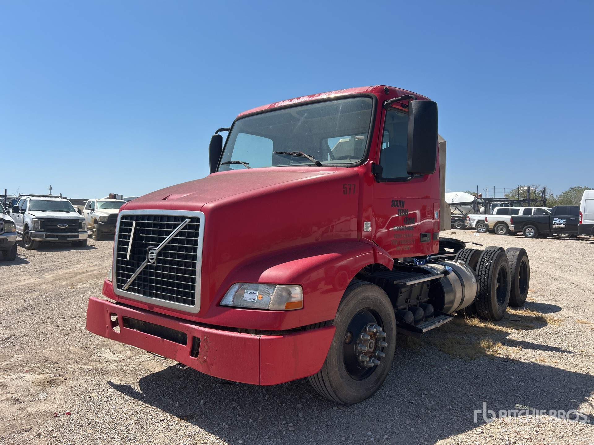 2013 Volvo VNM