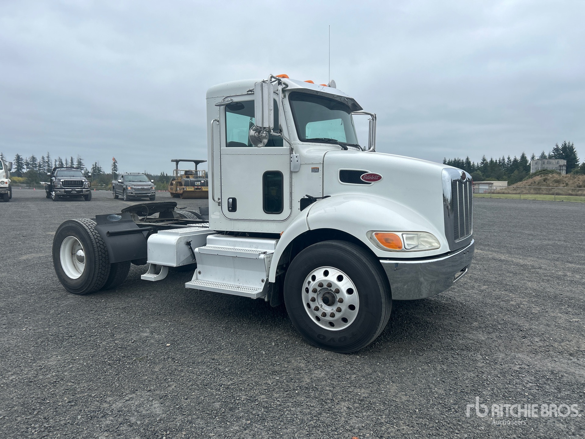 2016 Peterbilt 337