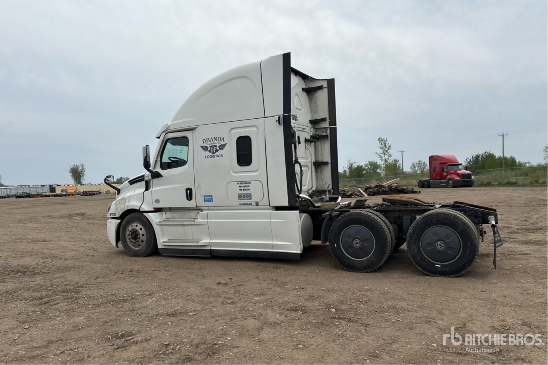 2021 Freightliner CASCADIA 126