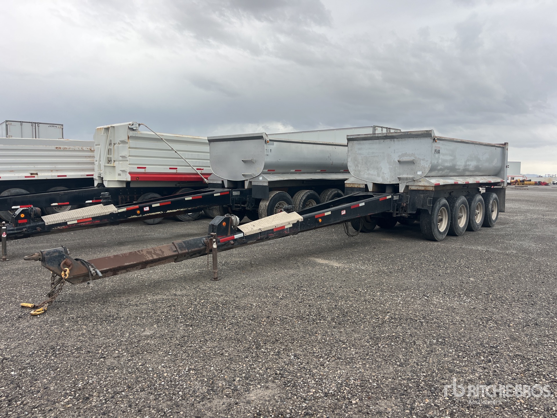 1998 Beall 17 ft T/A