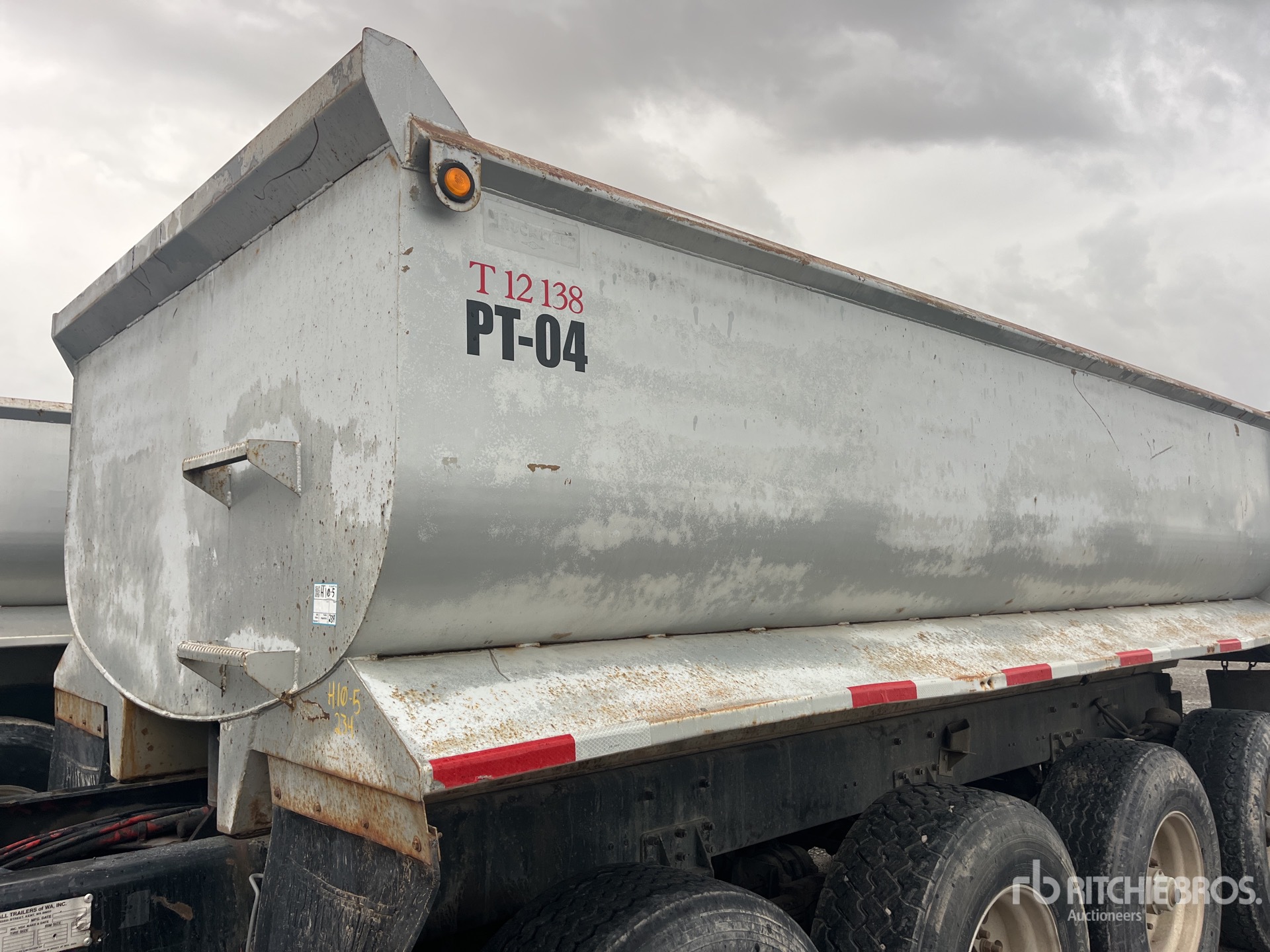 1998 Beall 17 ft T/A