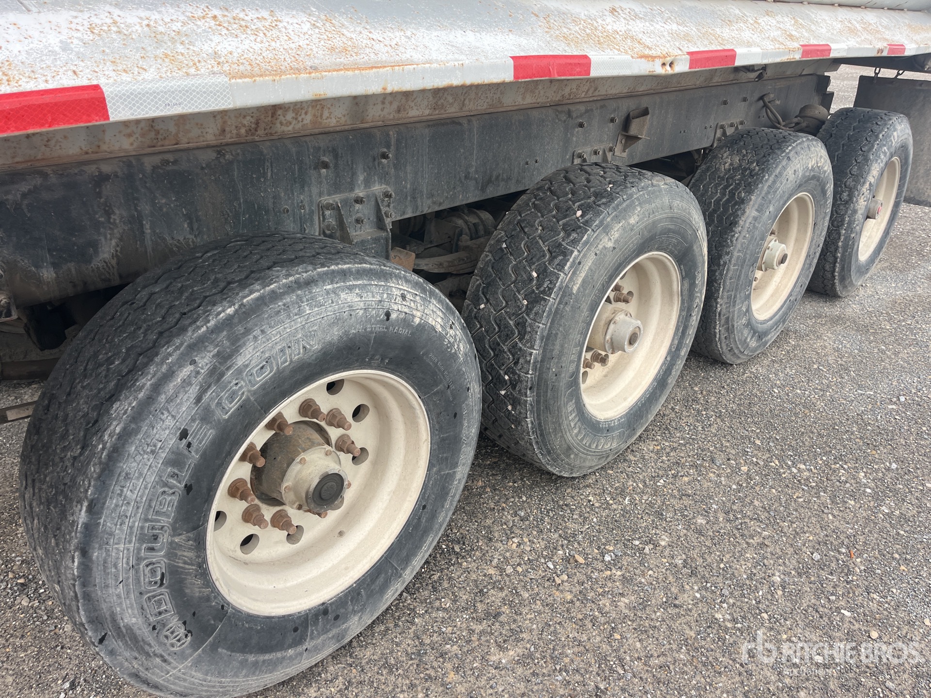 1998 Beall 17 ft T/A