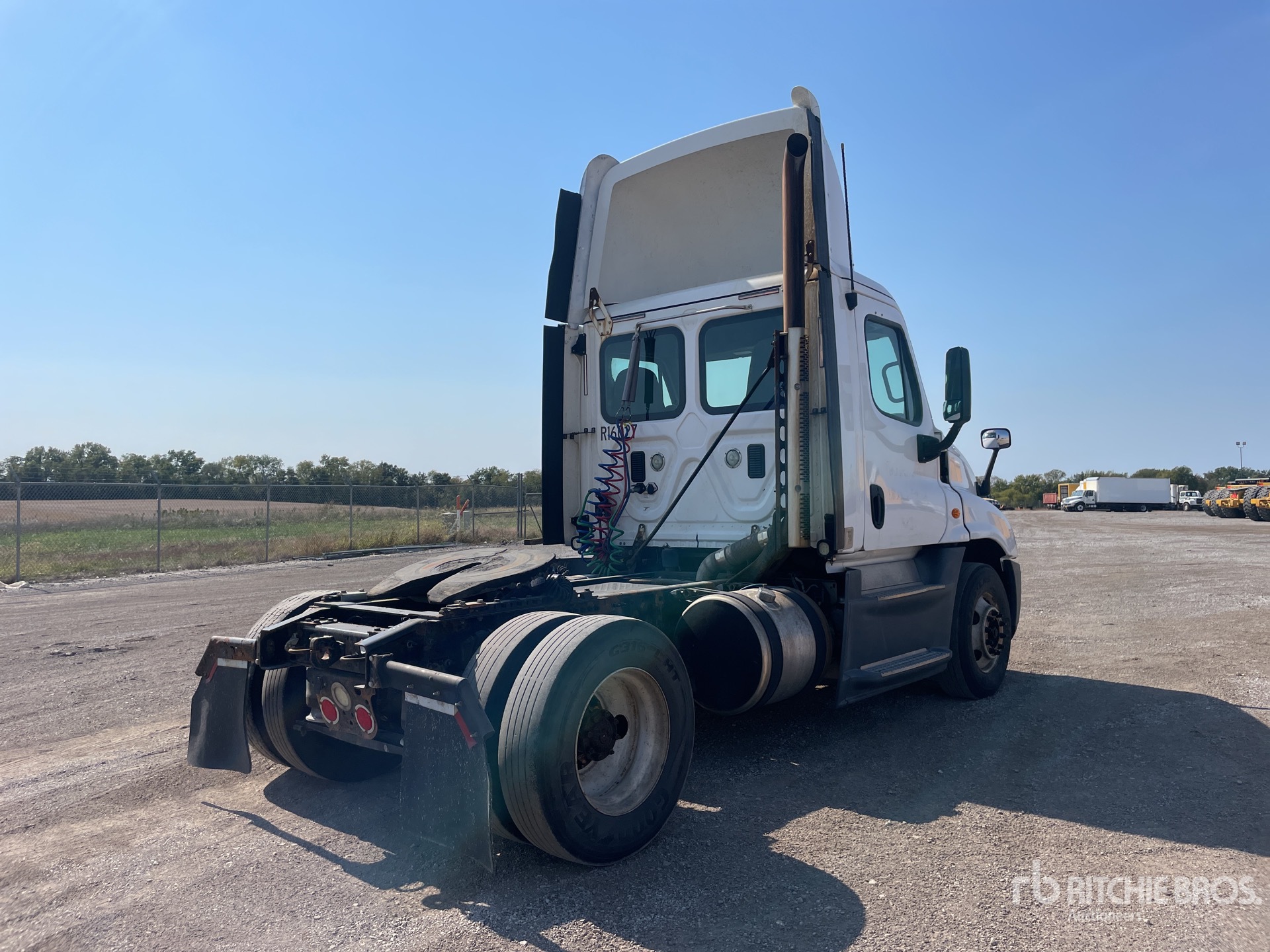 2015 Freightliner CASCADIA 125