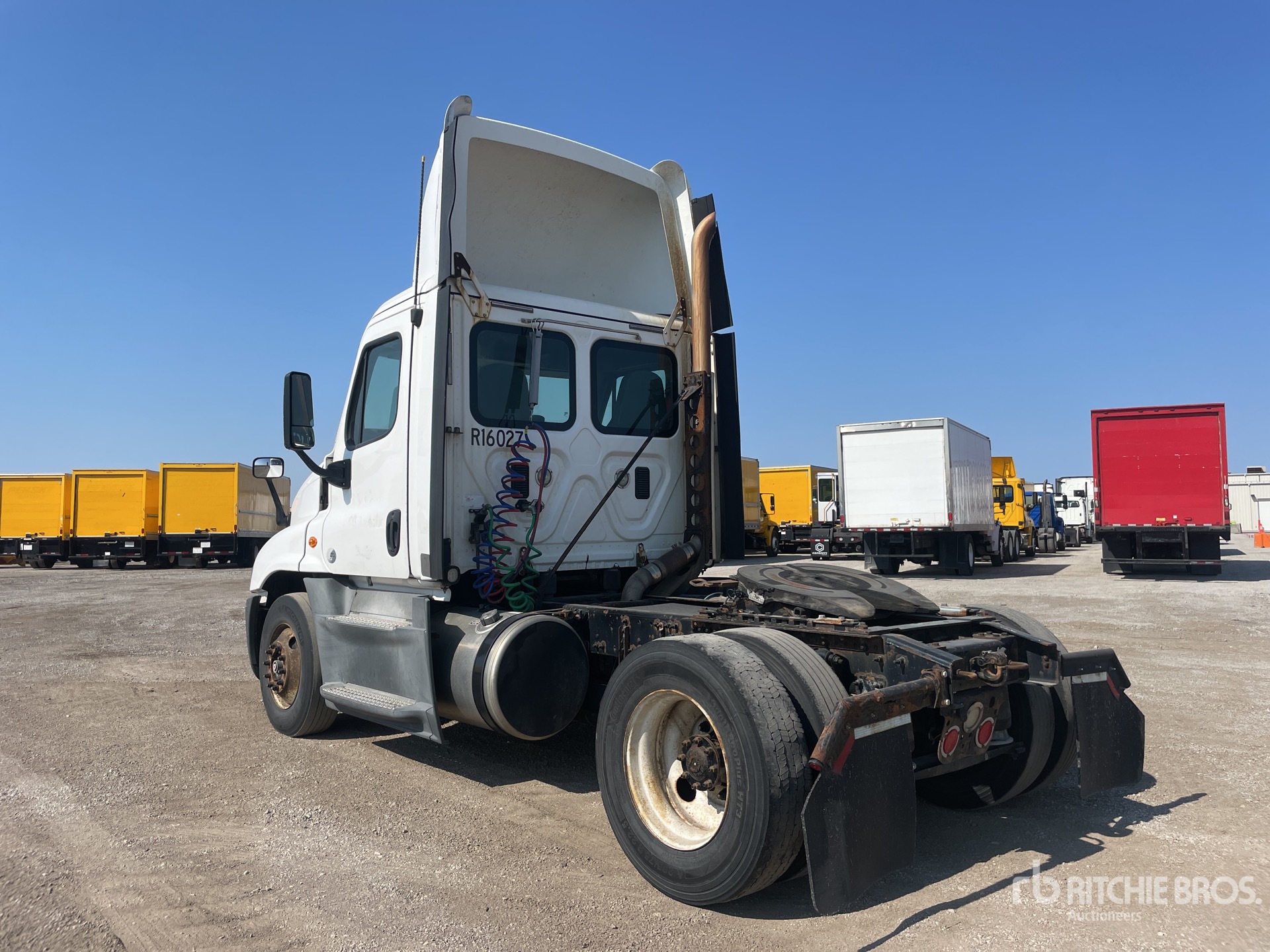 2015 Freightliner CASCADIA 125