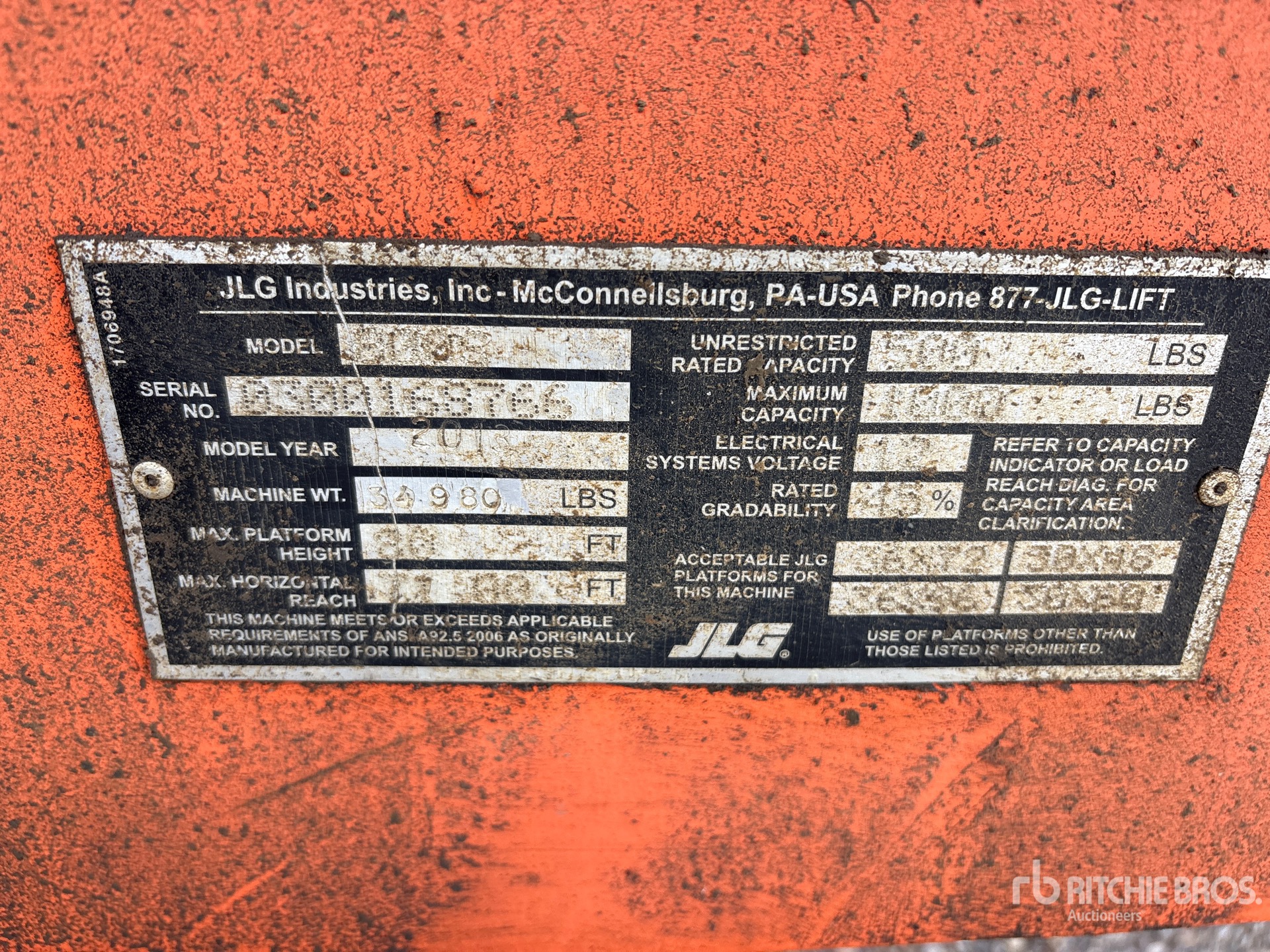 2013 JLG 800S
