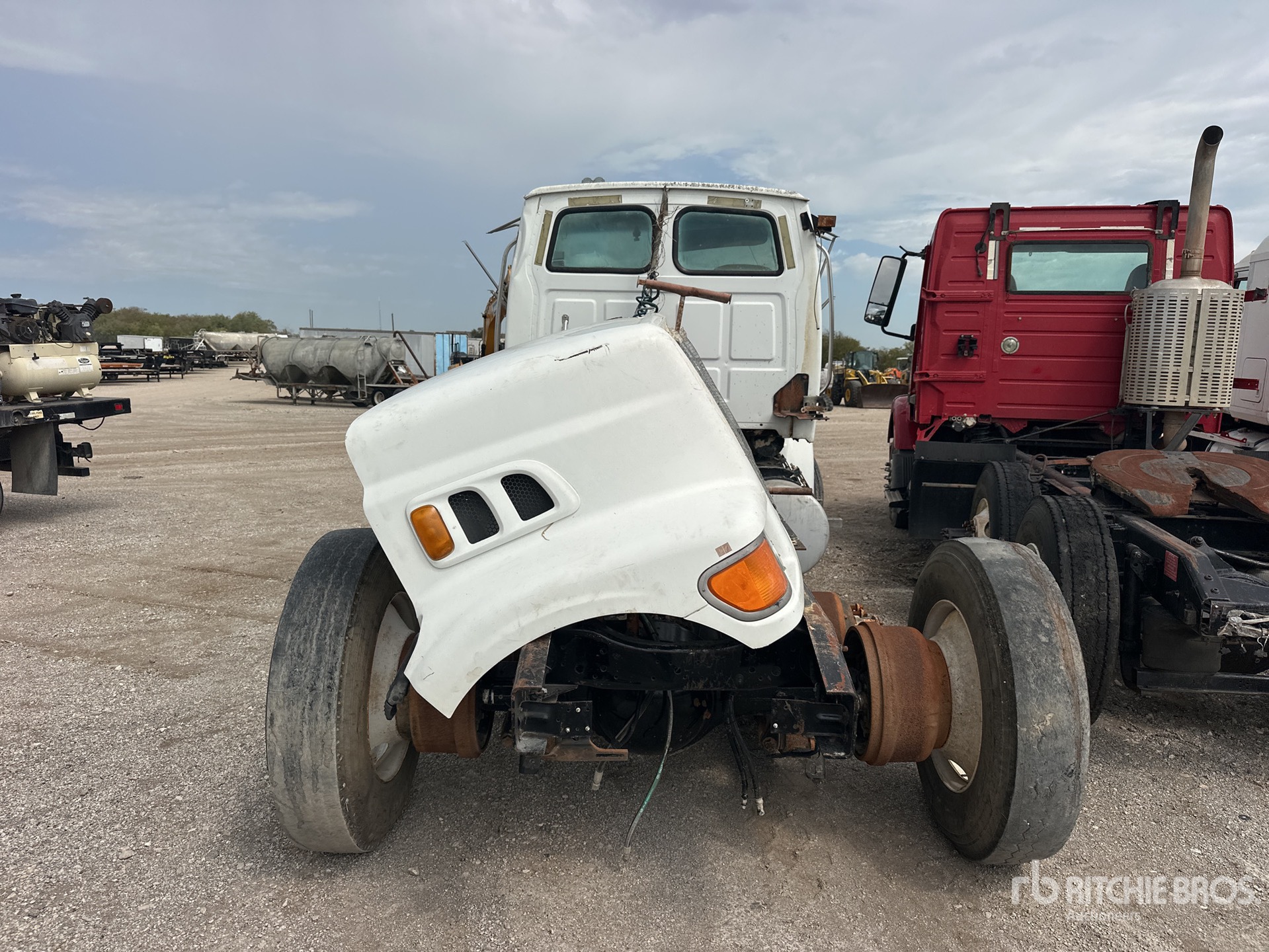2001 Sterling LT9500