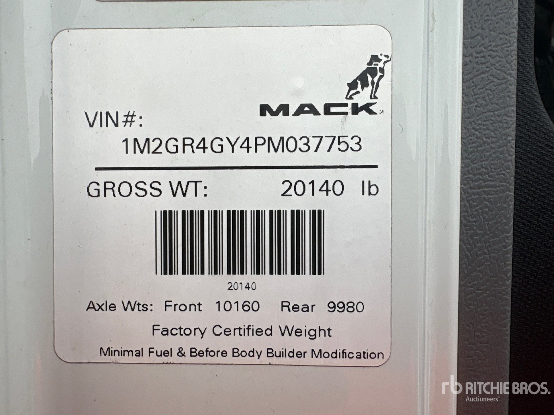 2023 Mack GR64FT