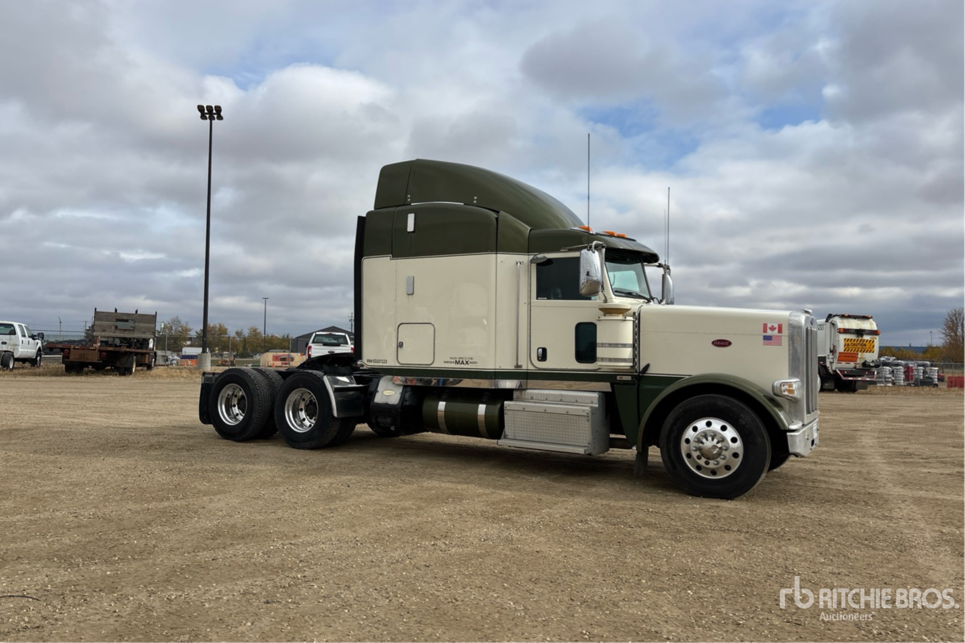 2014 Peterbilt 388