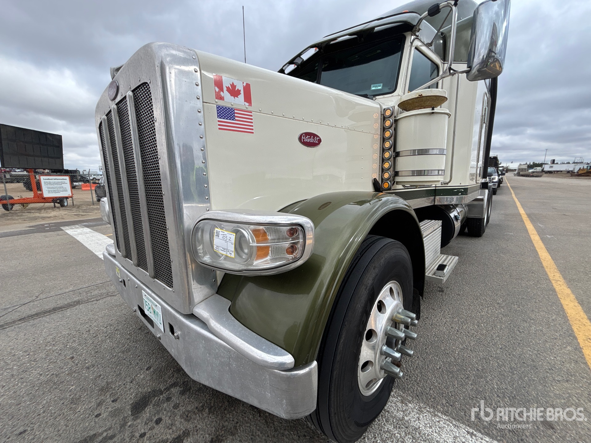 2014 Peterbilt 388