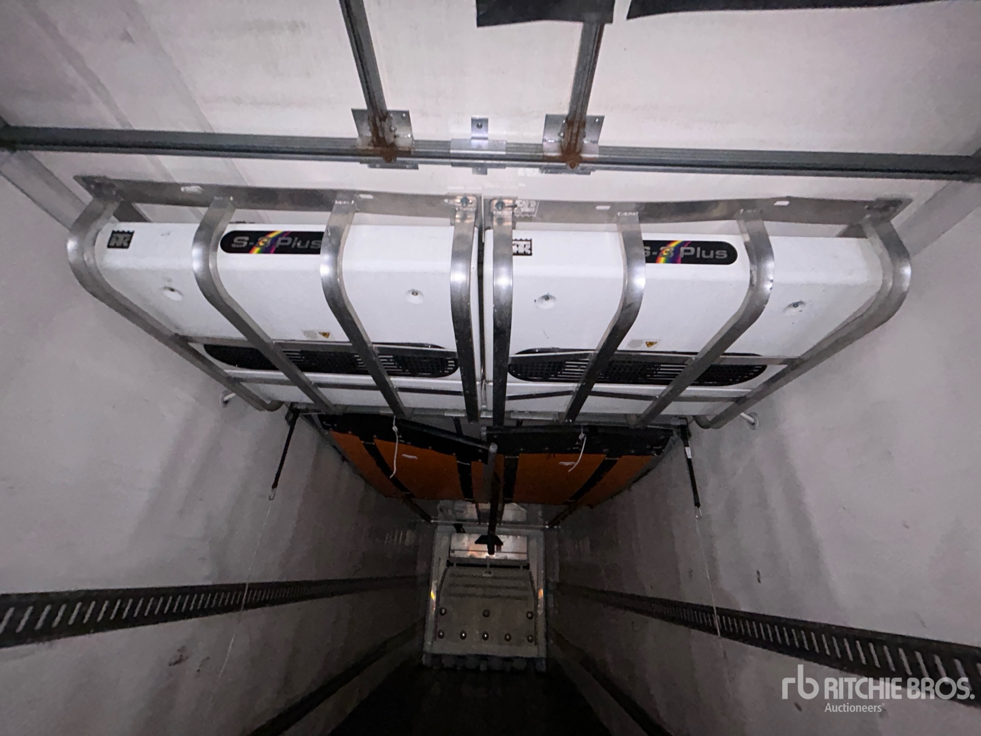 2016 Hyundai 53 FT X 102 IN T/A MULTI -TEMP