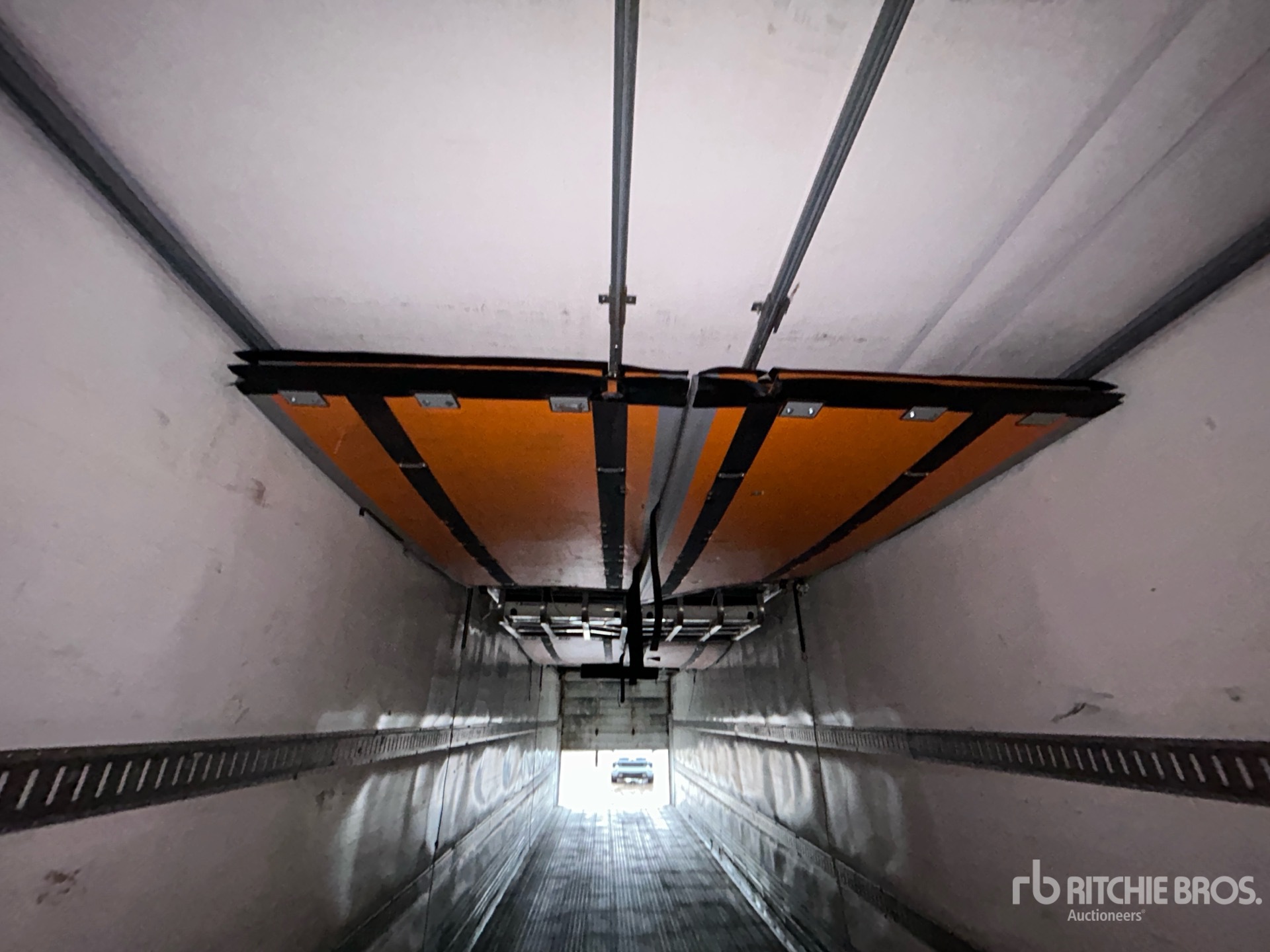 2016 Hyundai 53 FT X 102 IN T/A MULTI -TEMP