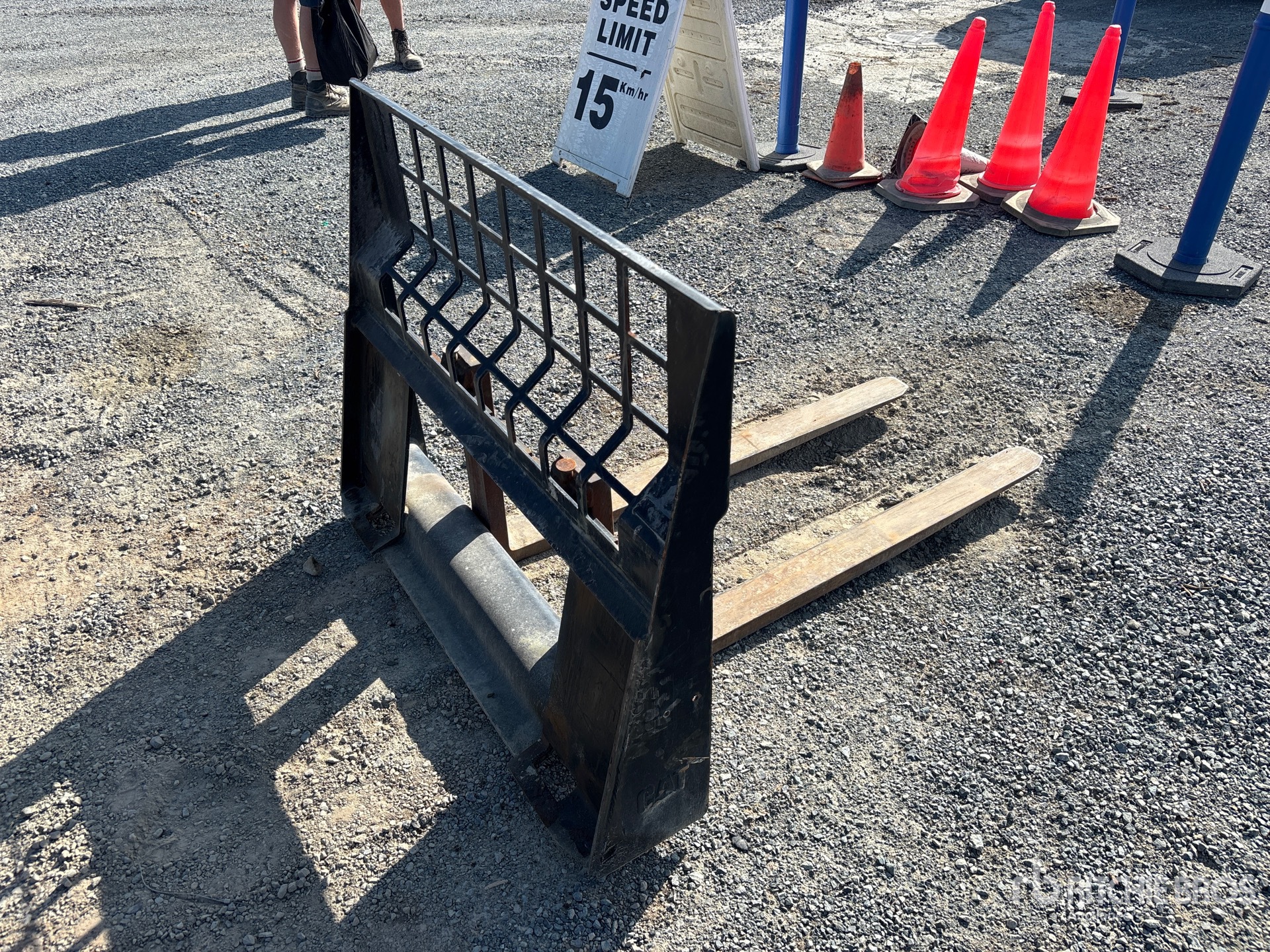 Caterpillar 48 in - Fits Cat 257D