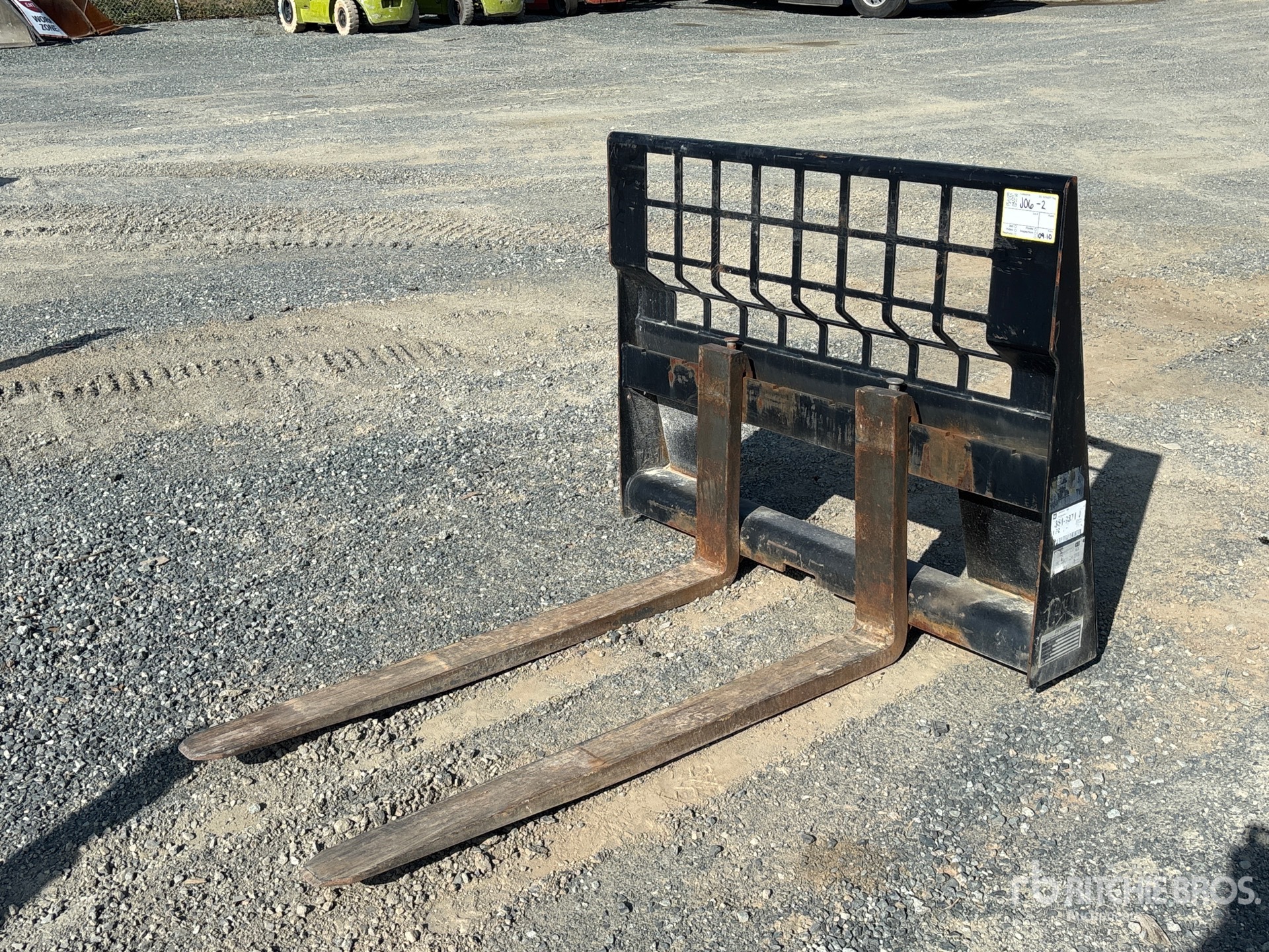 Caterpillar 48 in - Fits Cat 257D