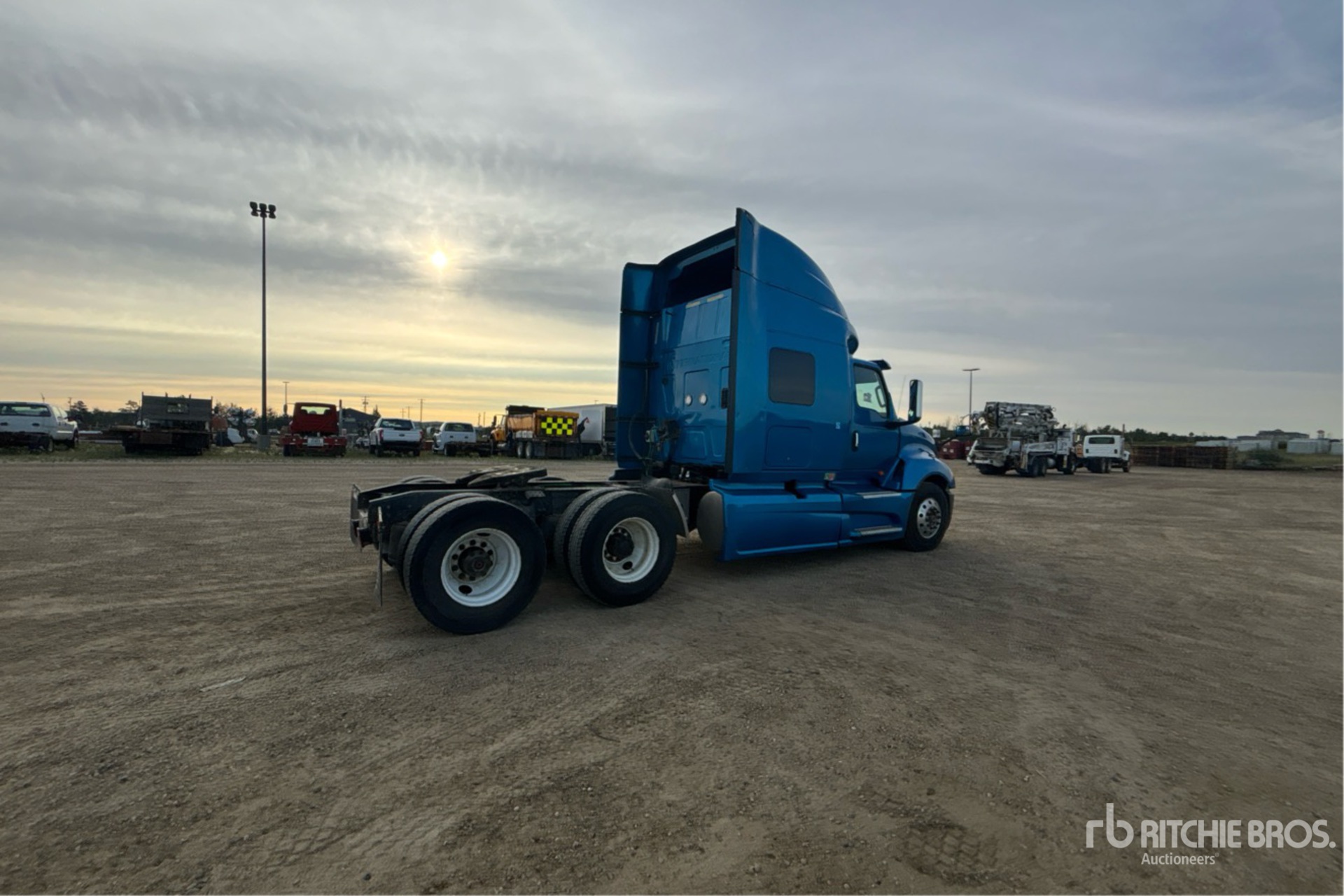 2018 International LT625