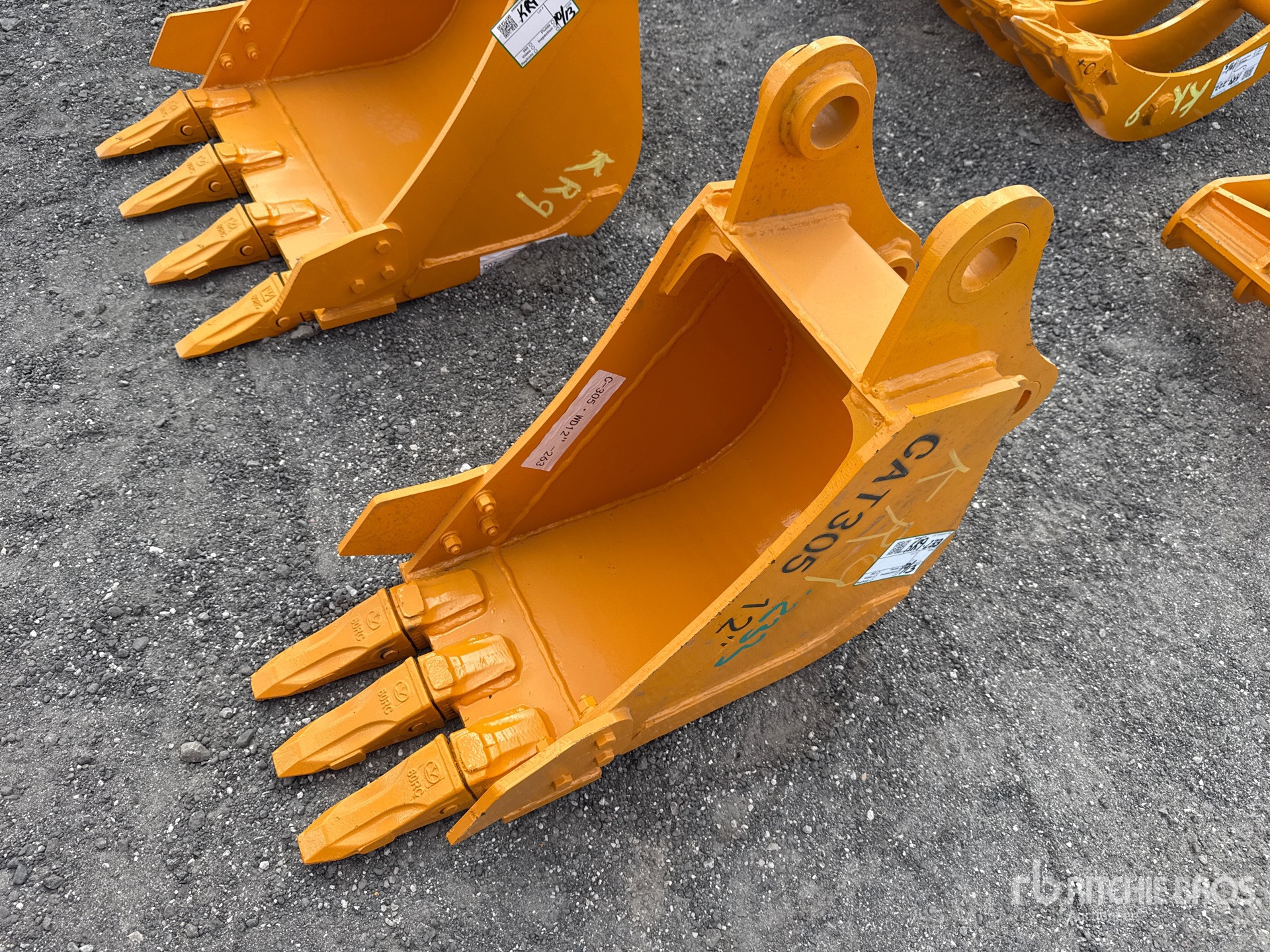 Photo of 2026 GIYI 12 in Digging - Fits Cat 305 (U ...