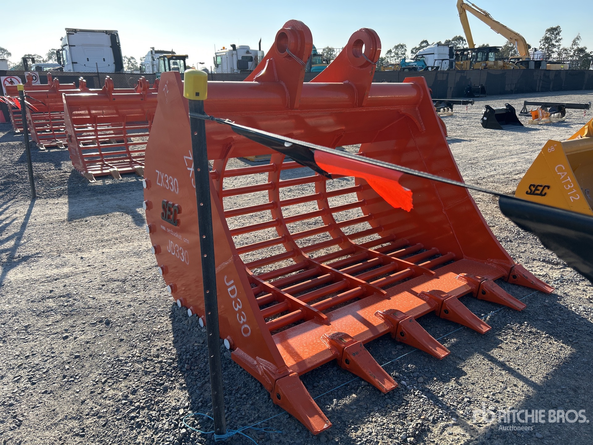 2026 SEC 72 in. to fit ZX330 skeleton (Unused)