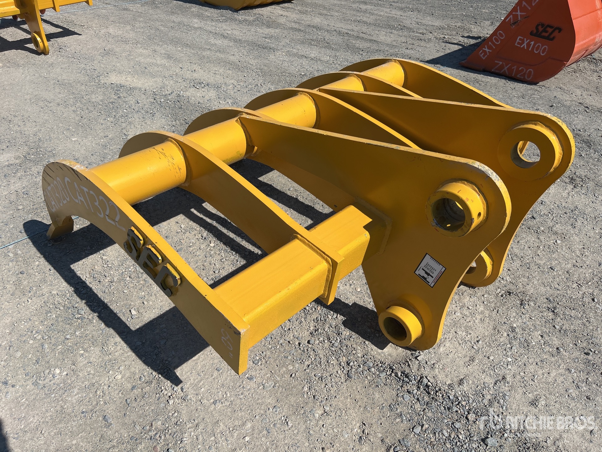 2026 SEC 60 in. to fit Cat 320 (Unused)