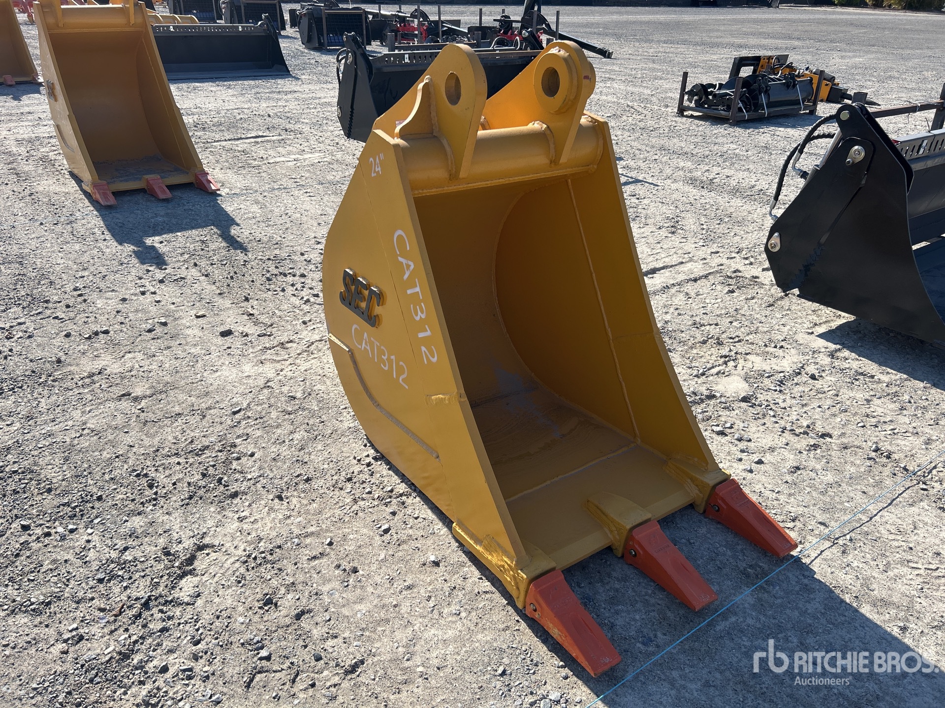 2026 SEC 24 in. to fit Cat 312 digging (Unused)
