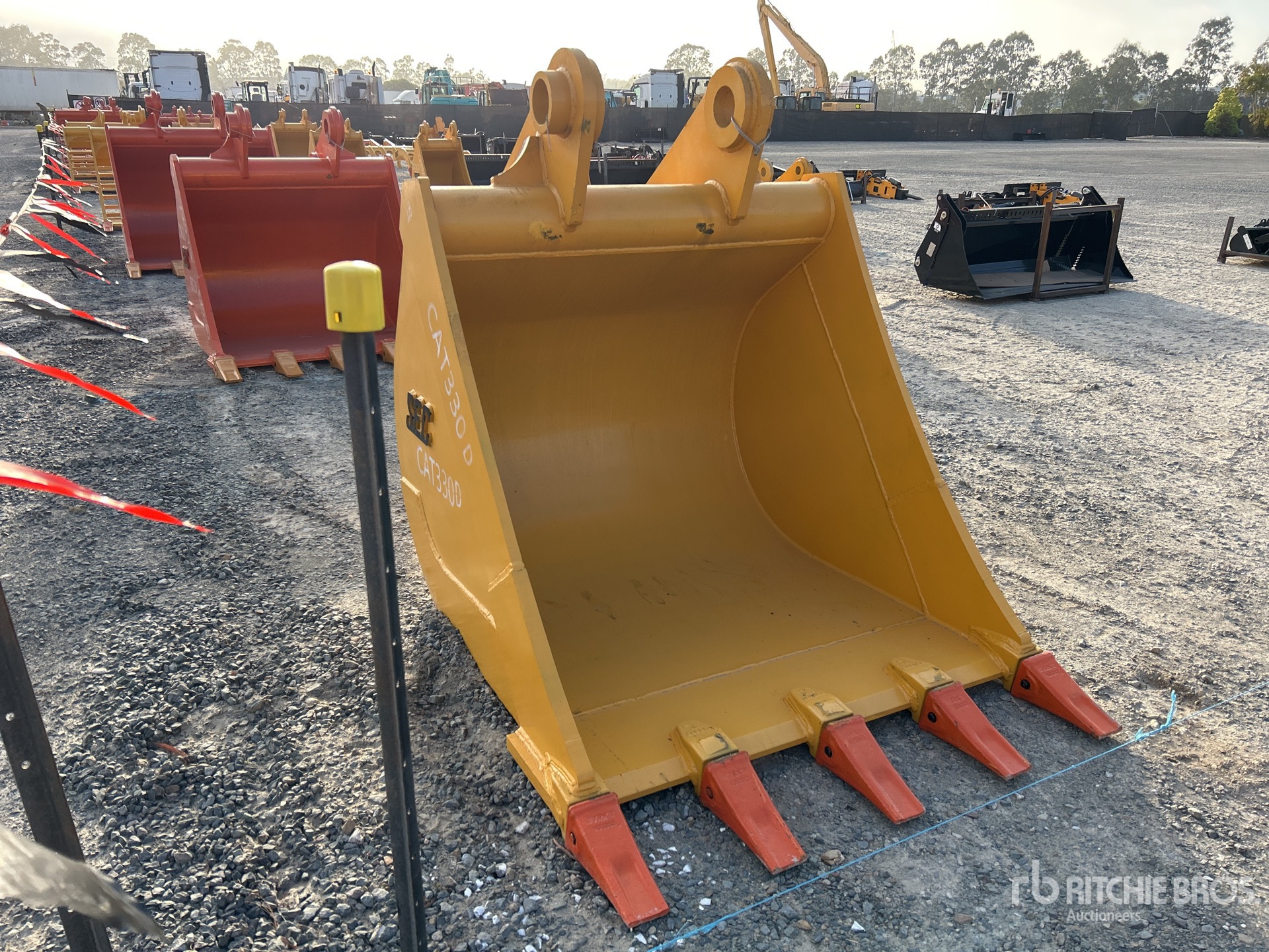 2026 SEC 48 in. to fit Cat 330D digging (Un ...