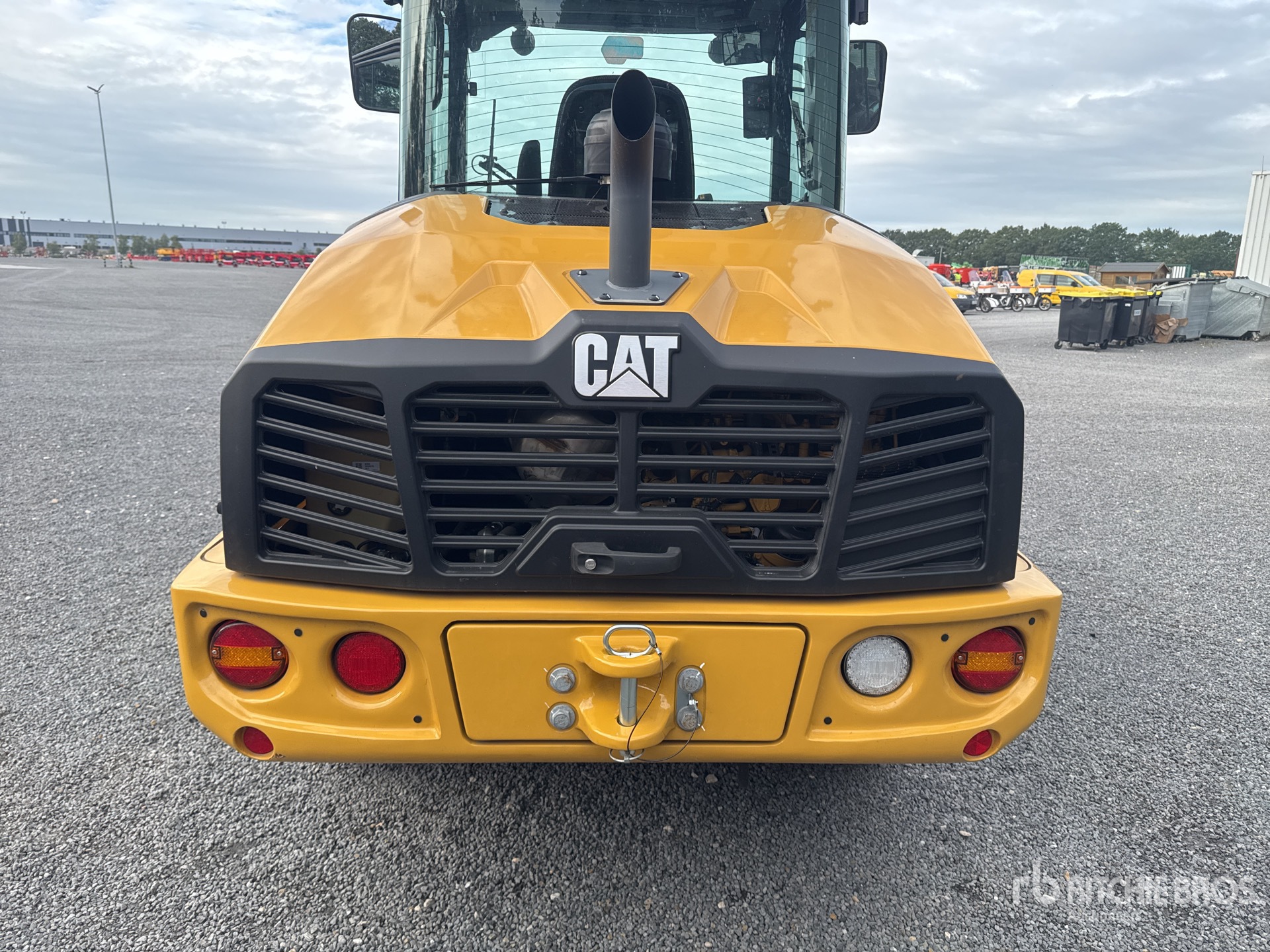 2024 Caterpillar 906
