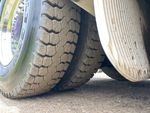 4 Underbody - Truck with