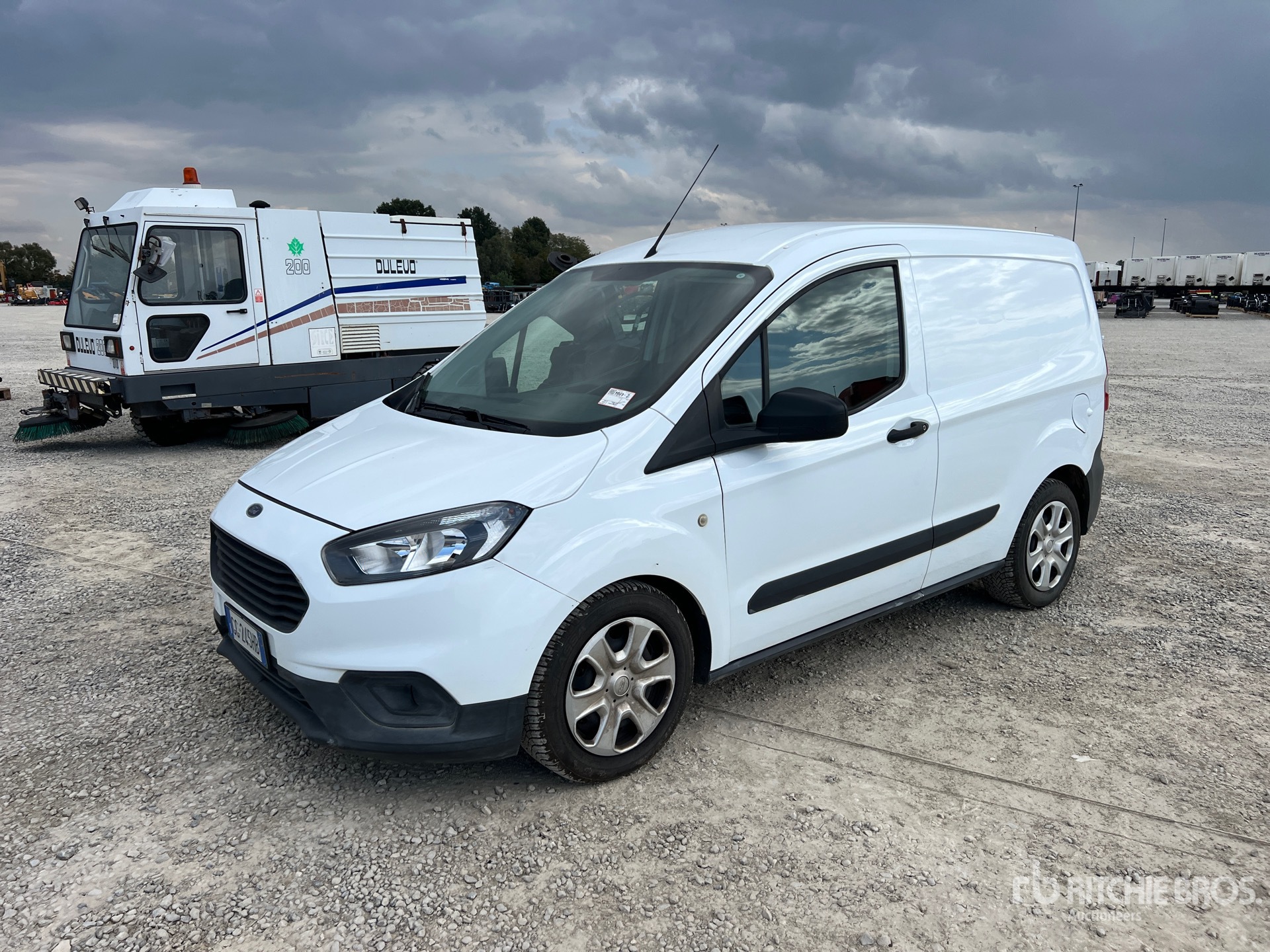 Photo of 2021 Ford TRANSIT COURIER